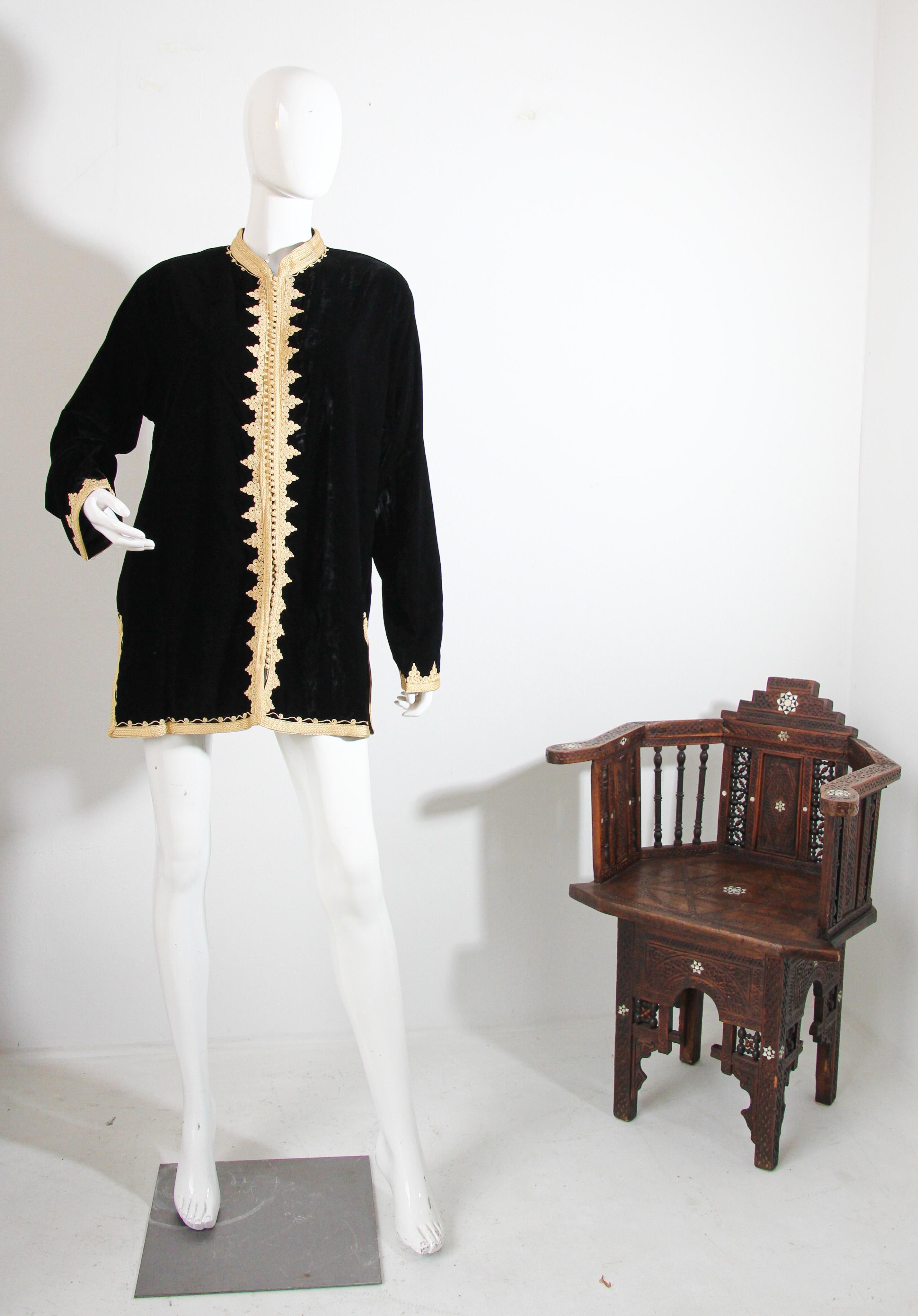 Moroccan Kaftan Black Velvet Vest with Gold Embroideries For Sale 13