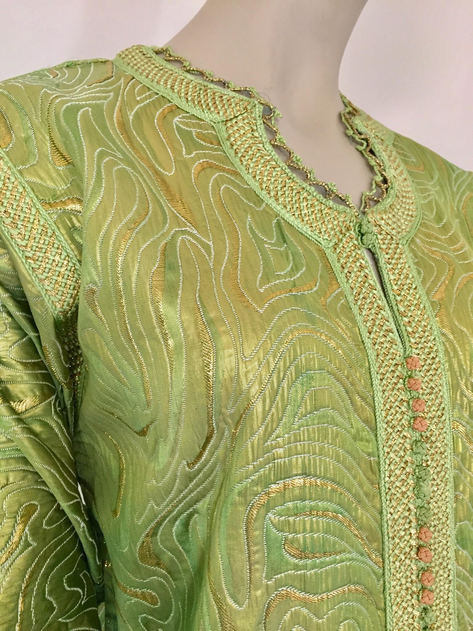 Moroccan Kaftan in Green and Gold Brocade Metallic Lame In Good Condition For Sale In North Hollywood, CA