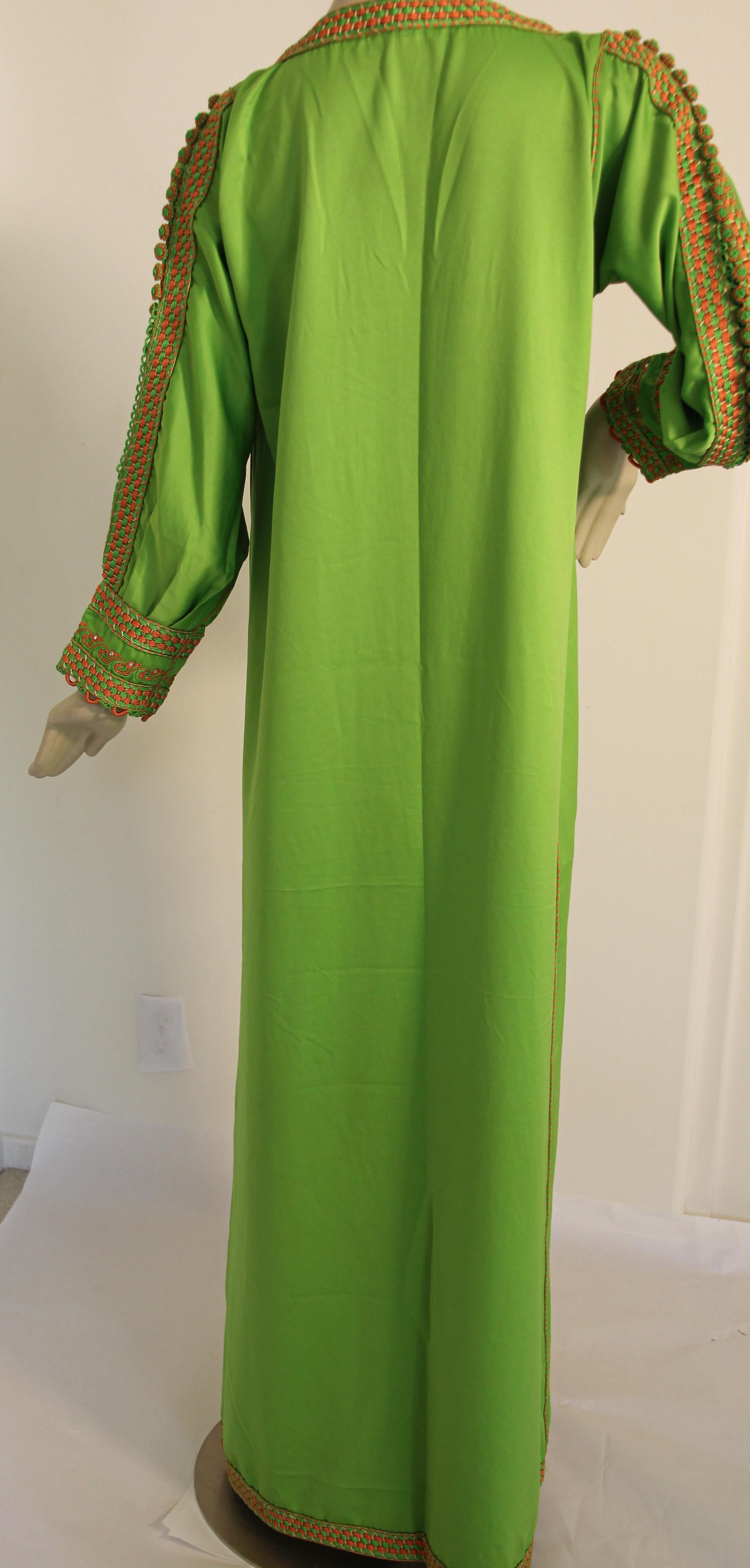 Moroccan Kaftan in Kelly Green For Sale 6