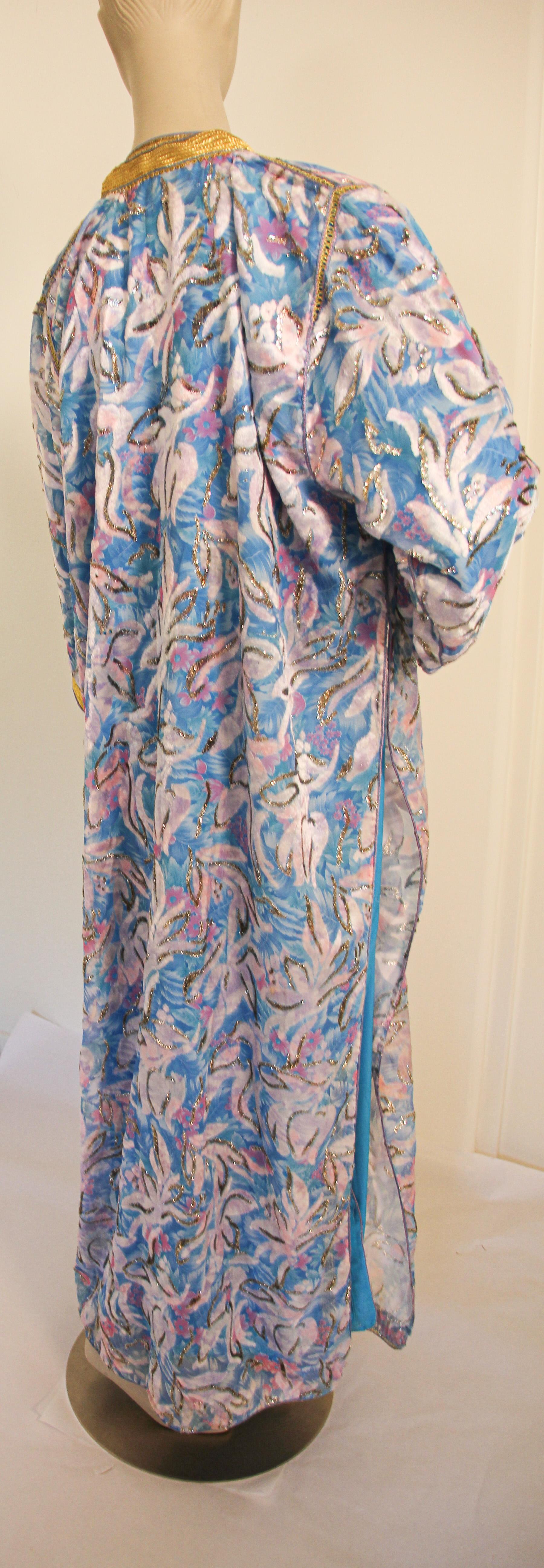 Moroccan Kaftan in Turquoise and Gold Floral Brocade Metallic Lame For Sale 3