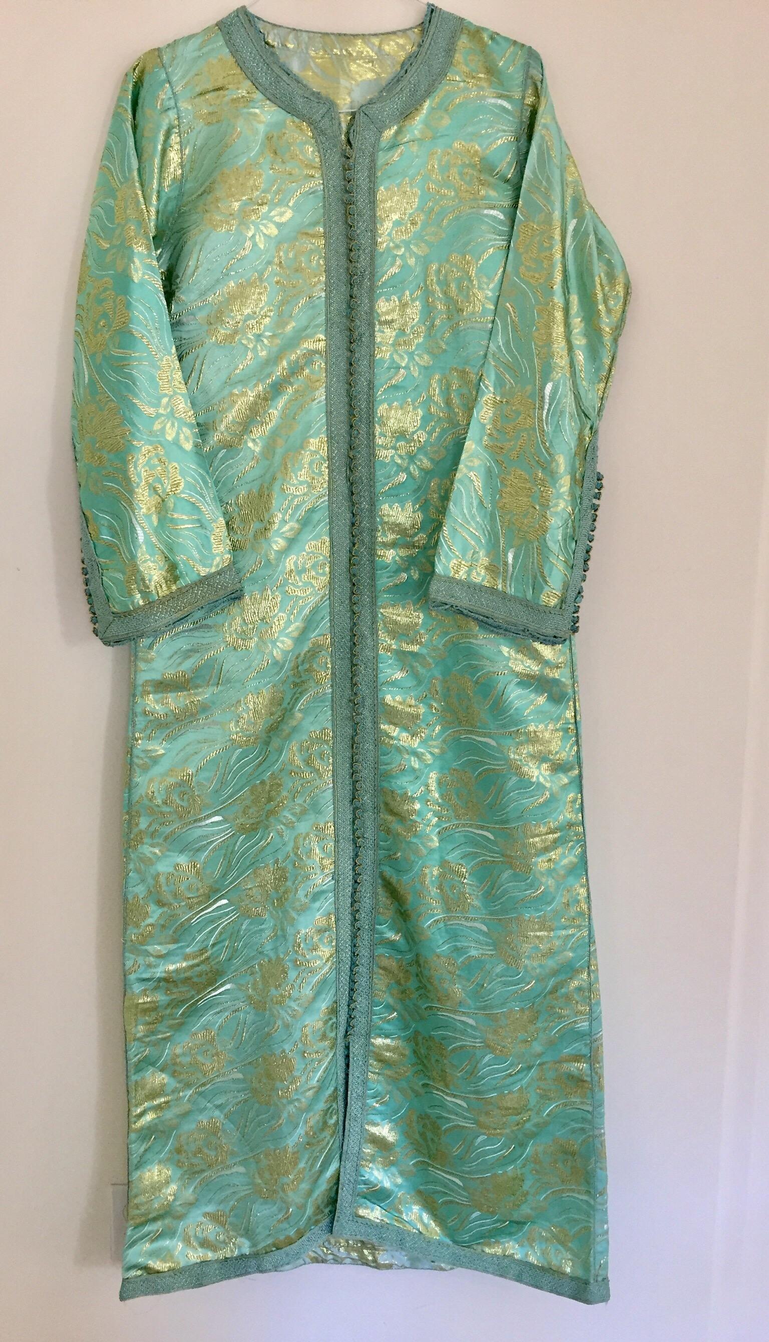 Moroccan Kaftan in Turquoise and Gold Floral Brocade Metallic Lame For Sale 8