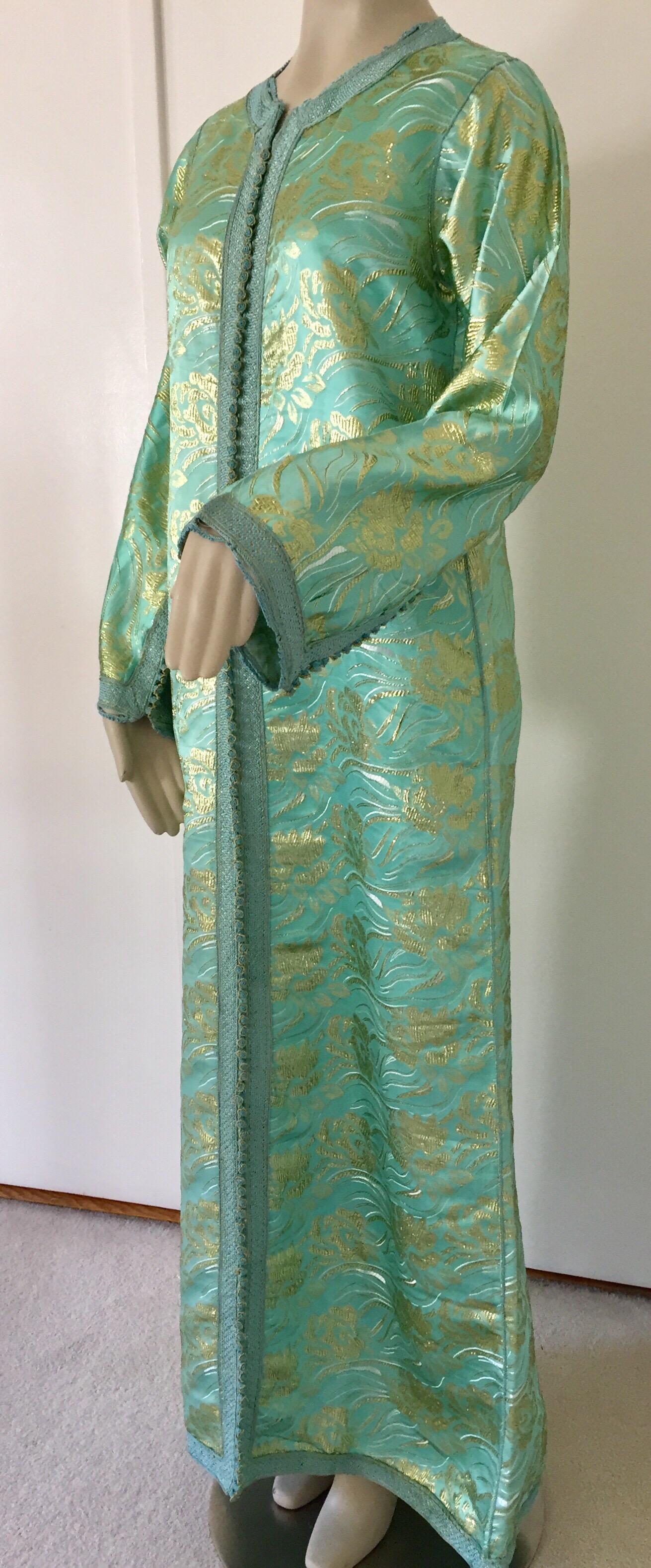 Hand-Crafted Moroccan Vintage Kaftan in Turquoise and Gold Floral Brocade Metallic Lame - 1 For Sale