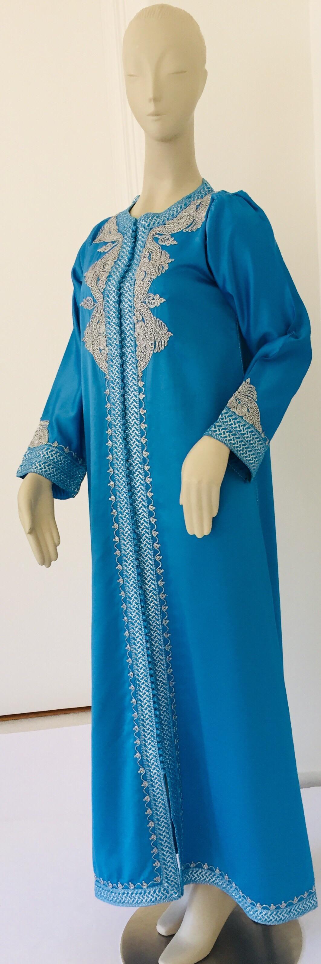 Moroccan Kaftan in Turquoise Blue and Silver For Sale 8
