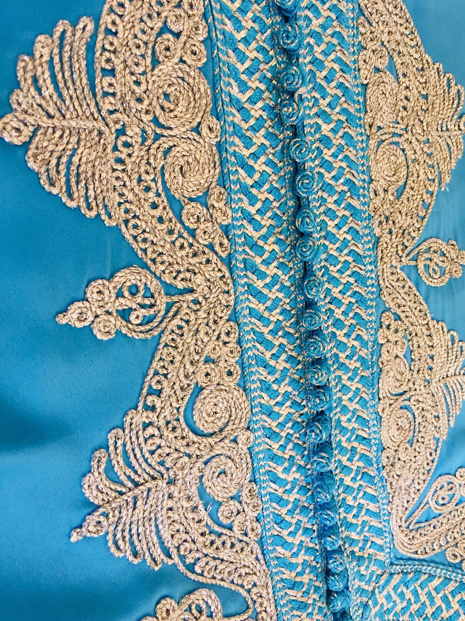 Moroccan Kaftan in Turquoise Blue and Silver For Sale 9