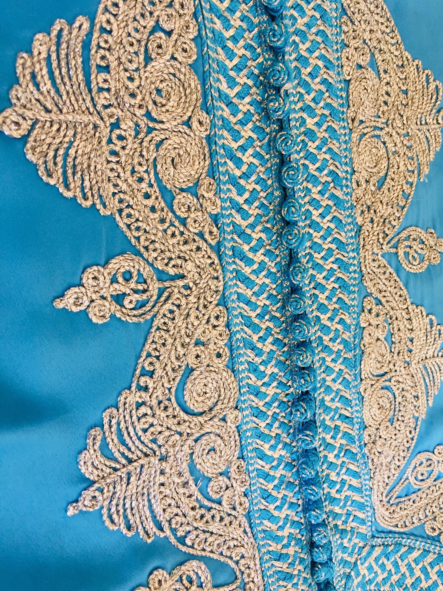 Moroccan Kaftan in Turquoise Blue and Silver For Sale 3