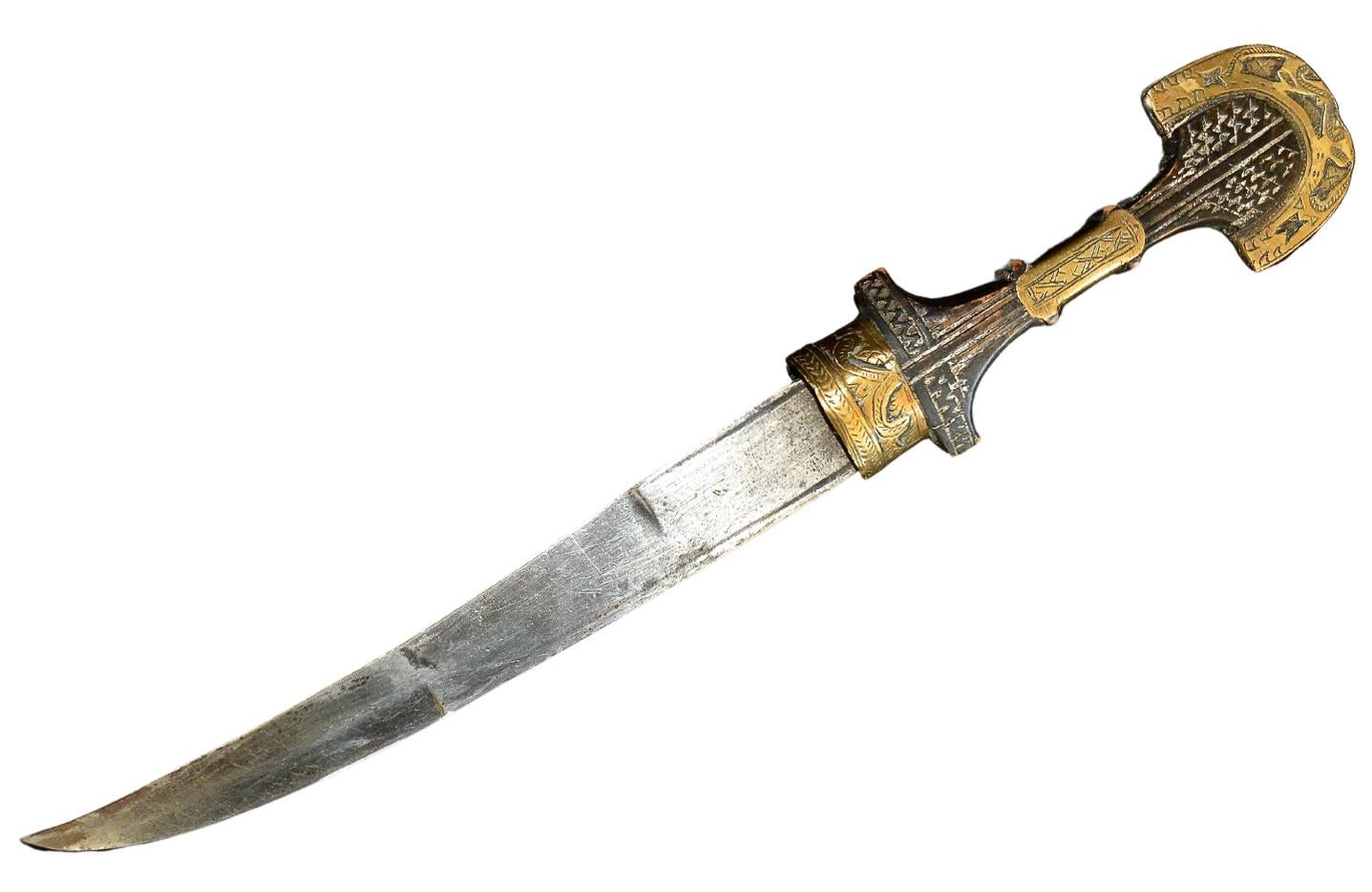 Moroccan Khoumya Tribal Dagger, 20th Century In Good Condition For Sale In Los Angeles, CA