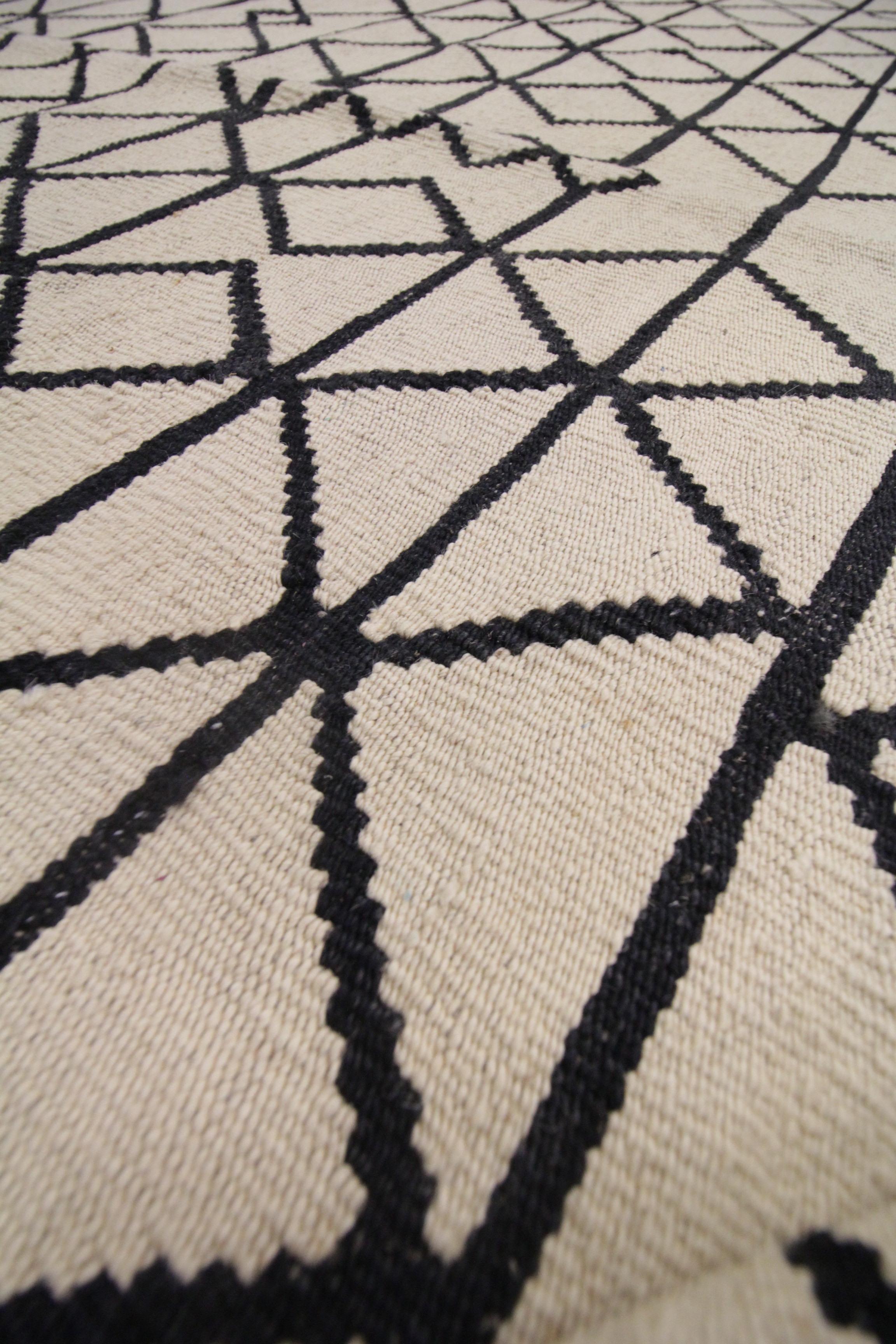black and cream moroccan rug
