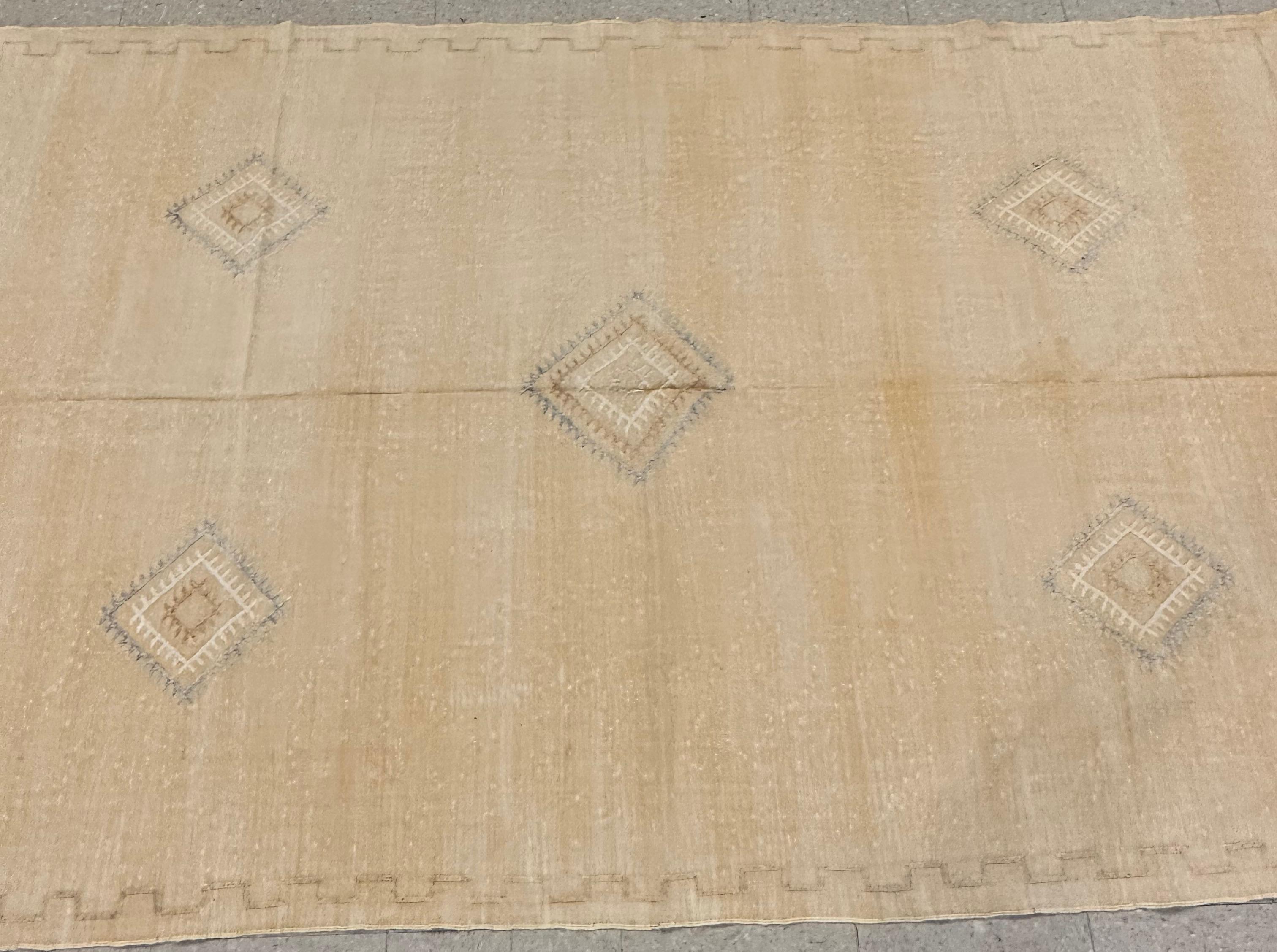 Moroccan Kilim with Silk Highlights Soft Light Gold Color Soft Texture 5'5
