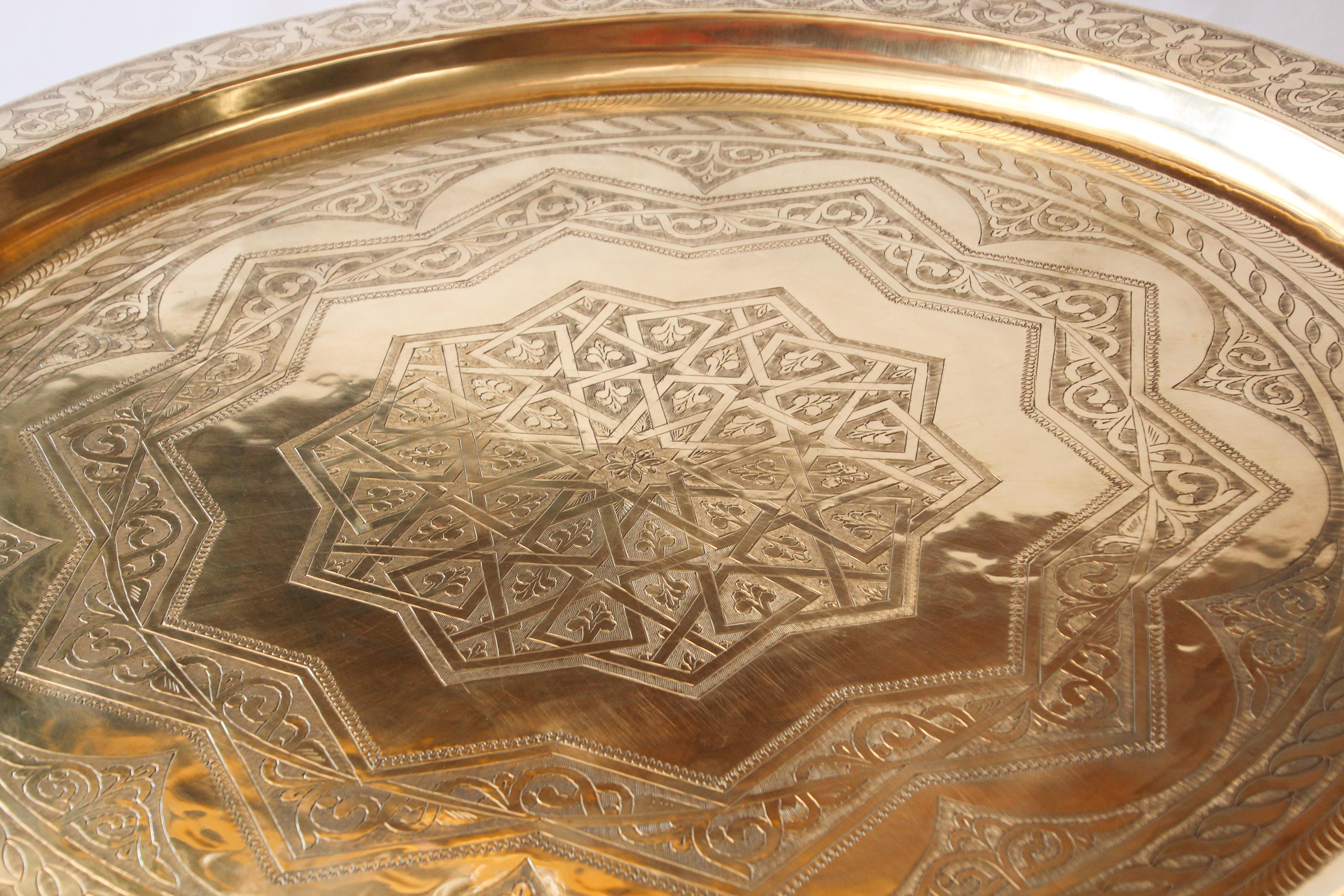 Moroccan Large Polished Brass Tray Table on Folding Stand 40 in.Diameter In Good Condition In North Hollywood, CA