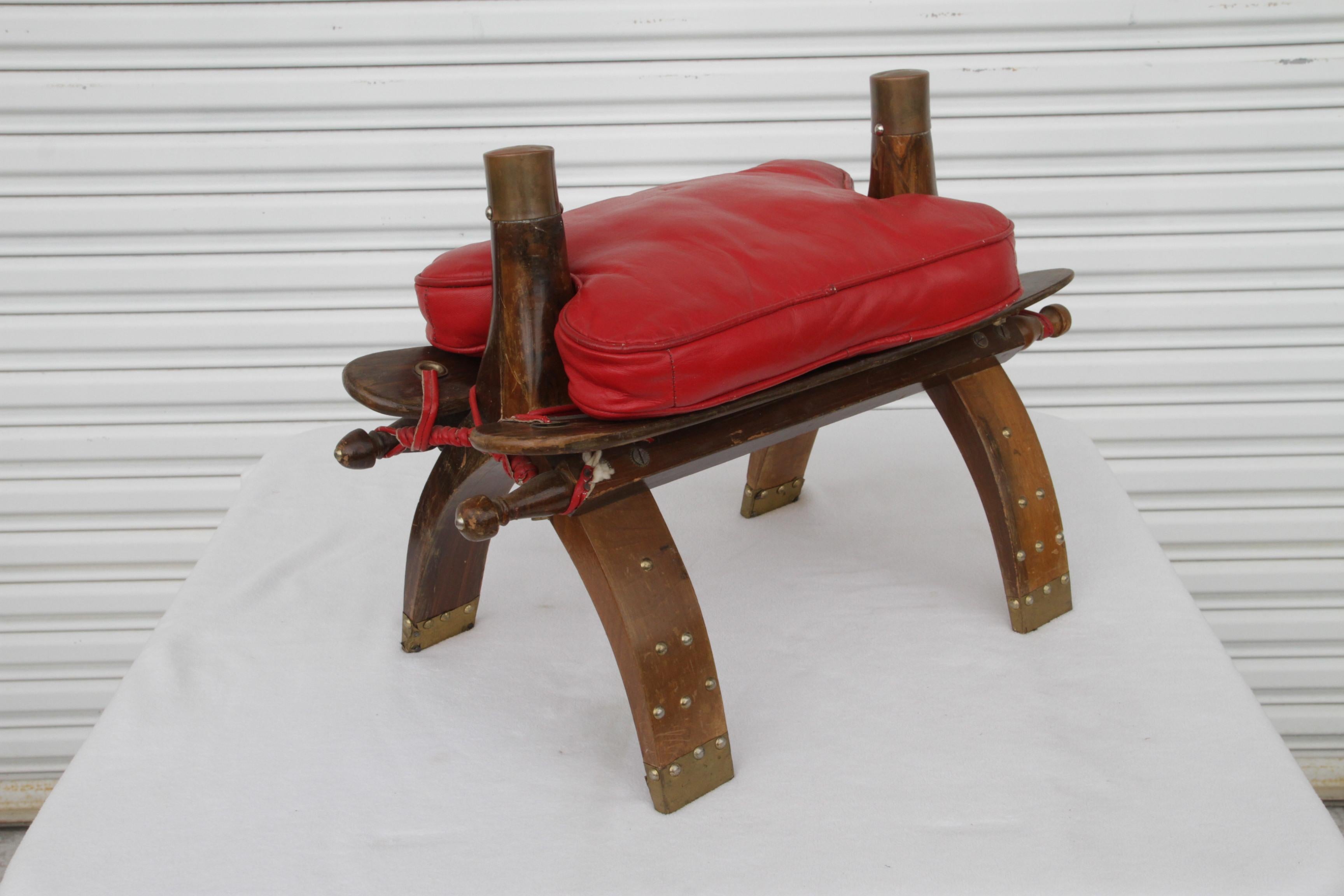 Sconosciuto Sgabello in pelle marocchina Camel in vendita