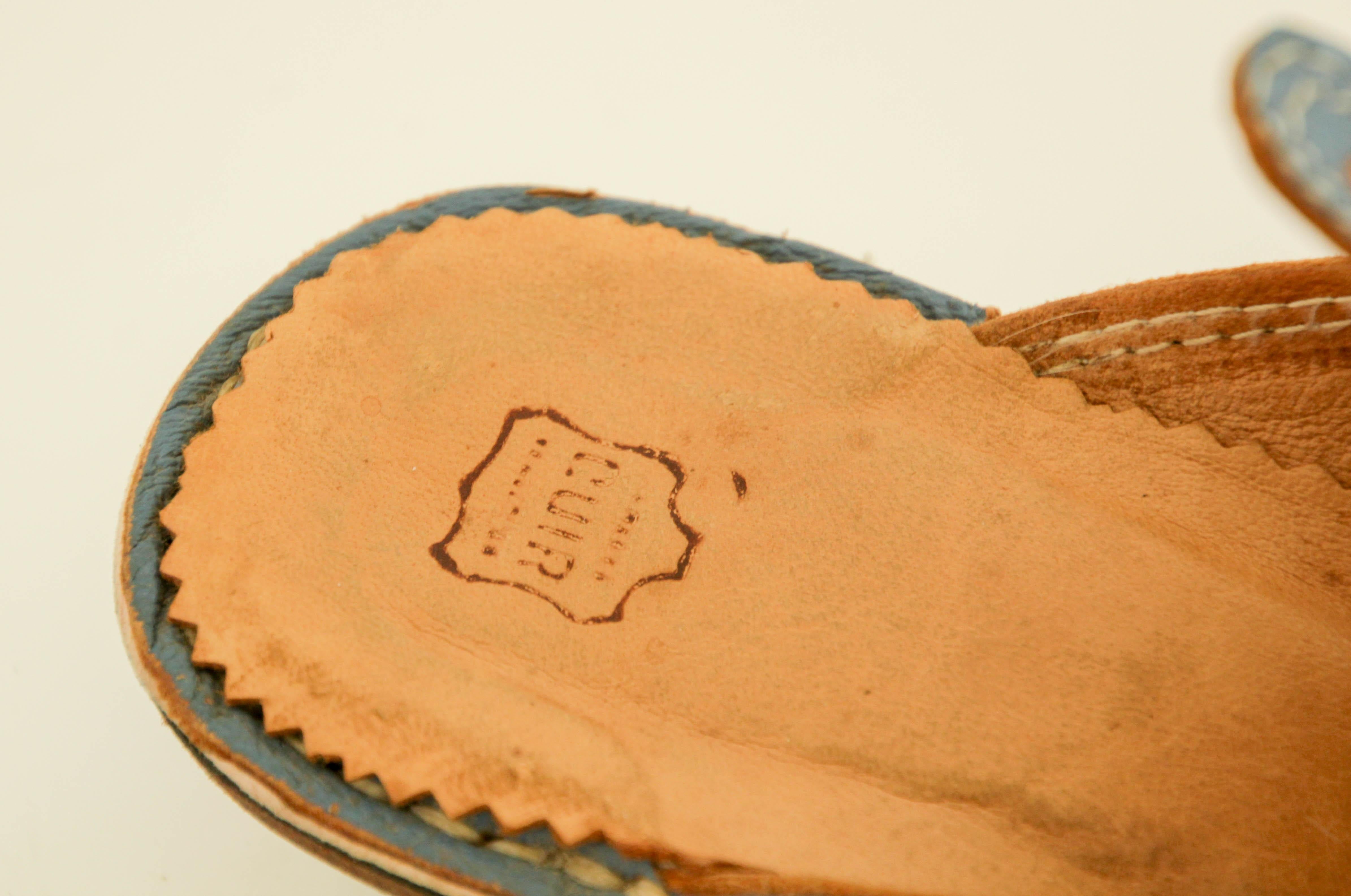 Scarpe da donna in pelle marocchina con tacco blu misura 39 EU in vendita 3