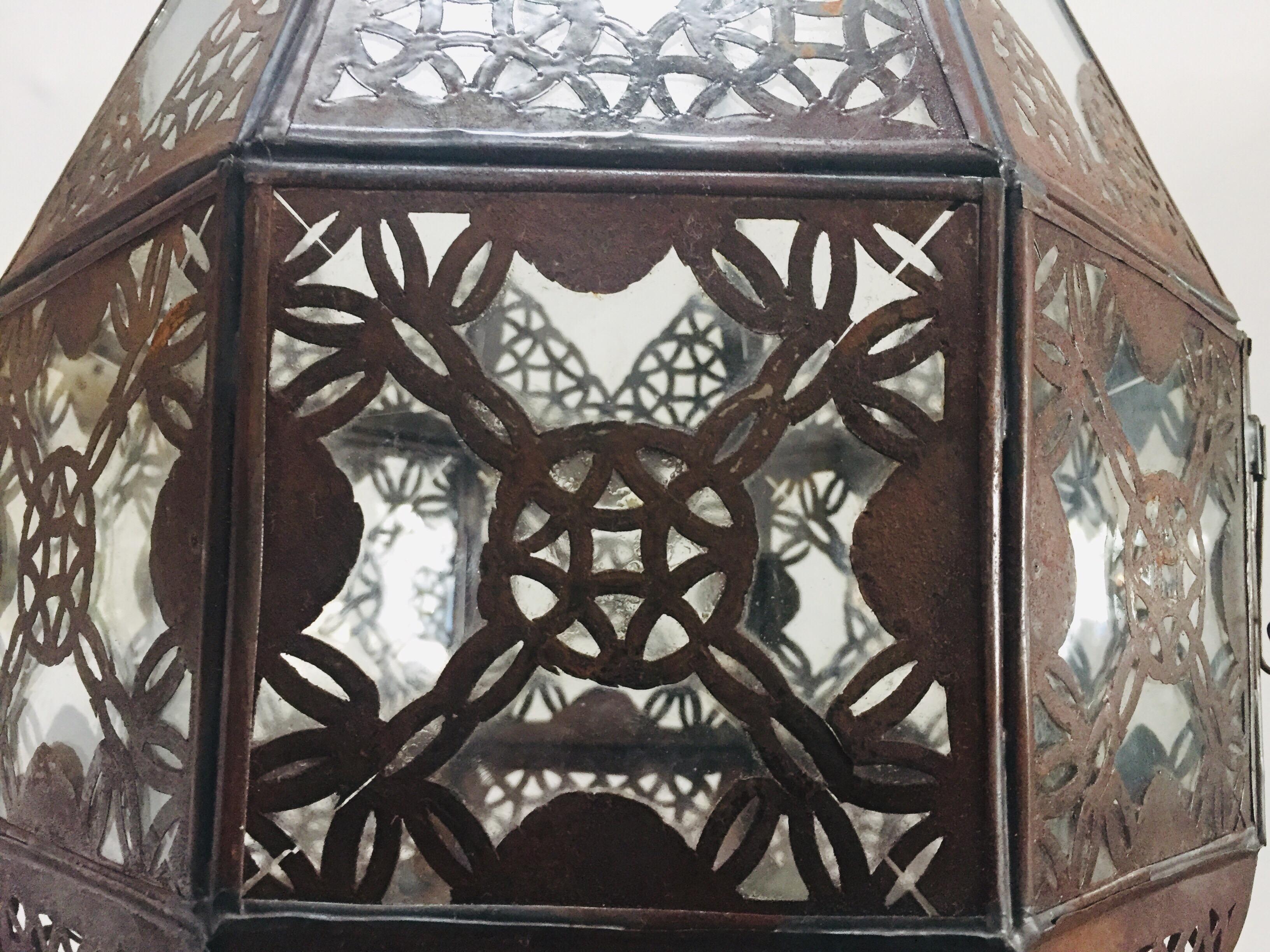 Moroccan Light Fixture in Moorish Design For Sale 1