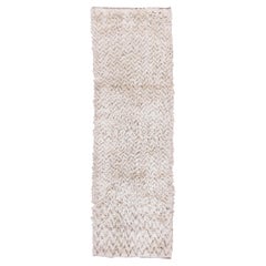 Moroccan Long Rug in White Winter Tones