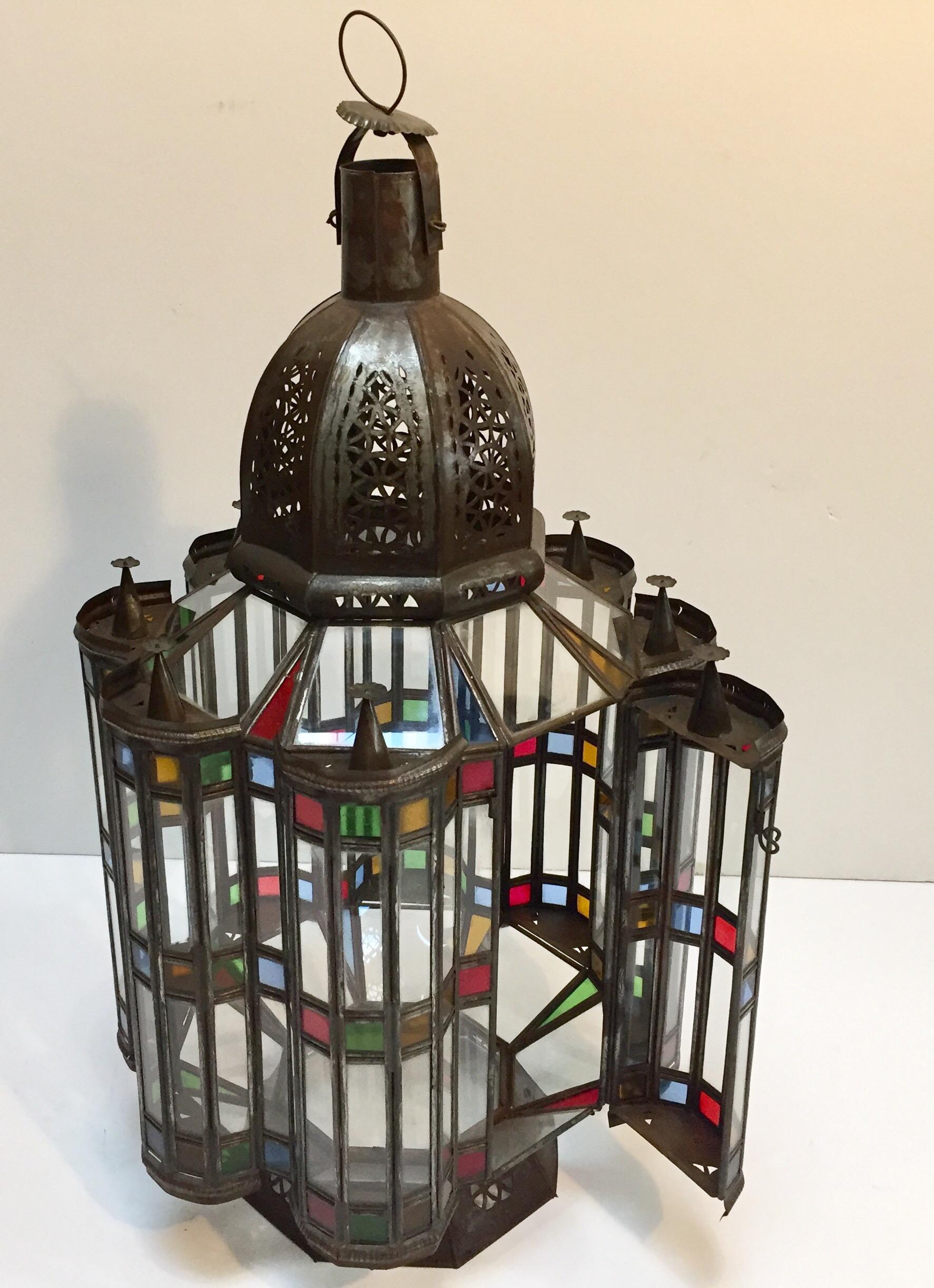 Moroccan Mamounia Moorish Glass Lantern In Good Condition In North Hollywood, CA
