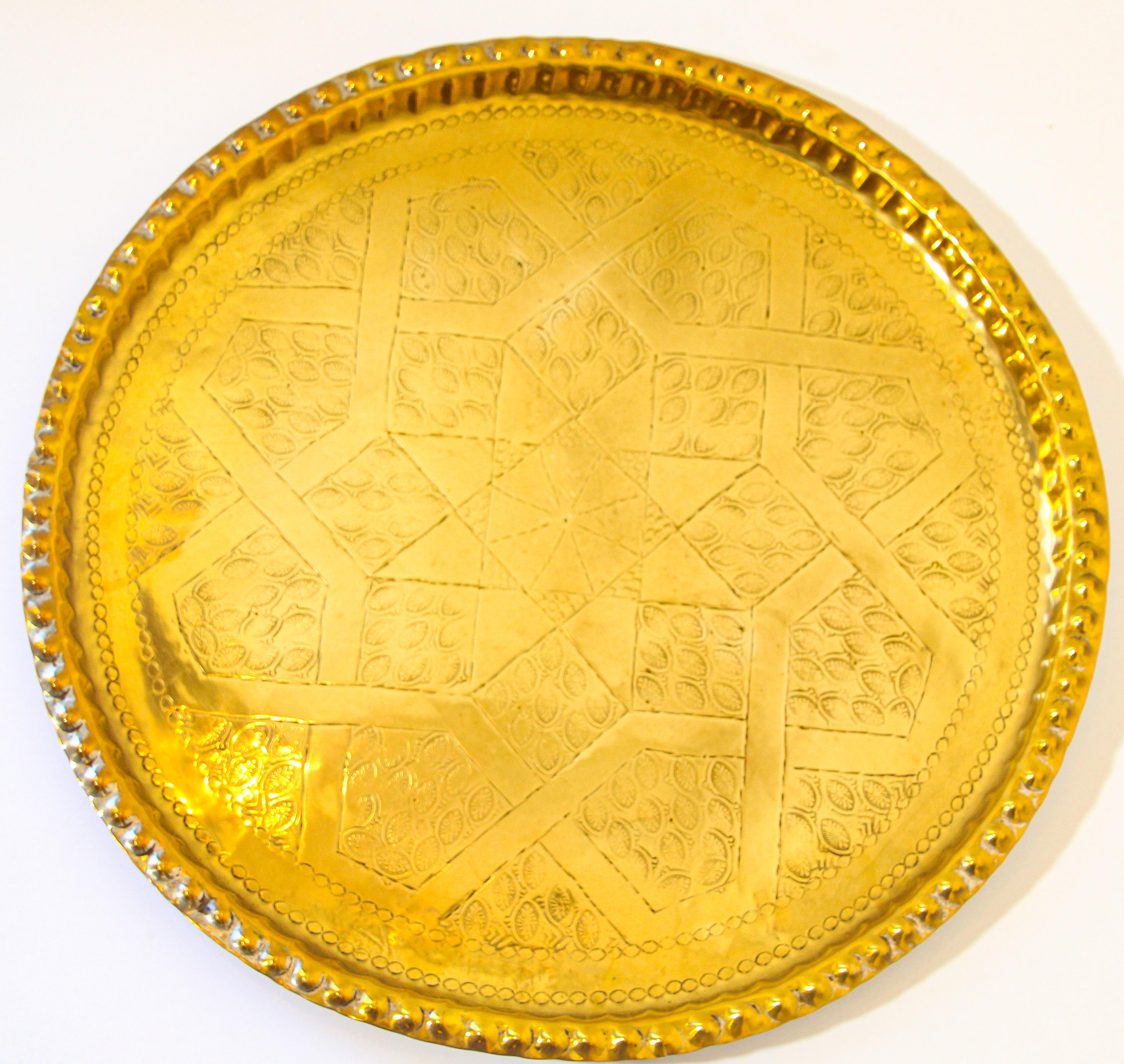 20th Century Moroccan Metal Brass Decorative Moorish Tray For Sale