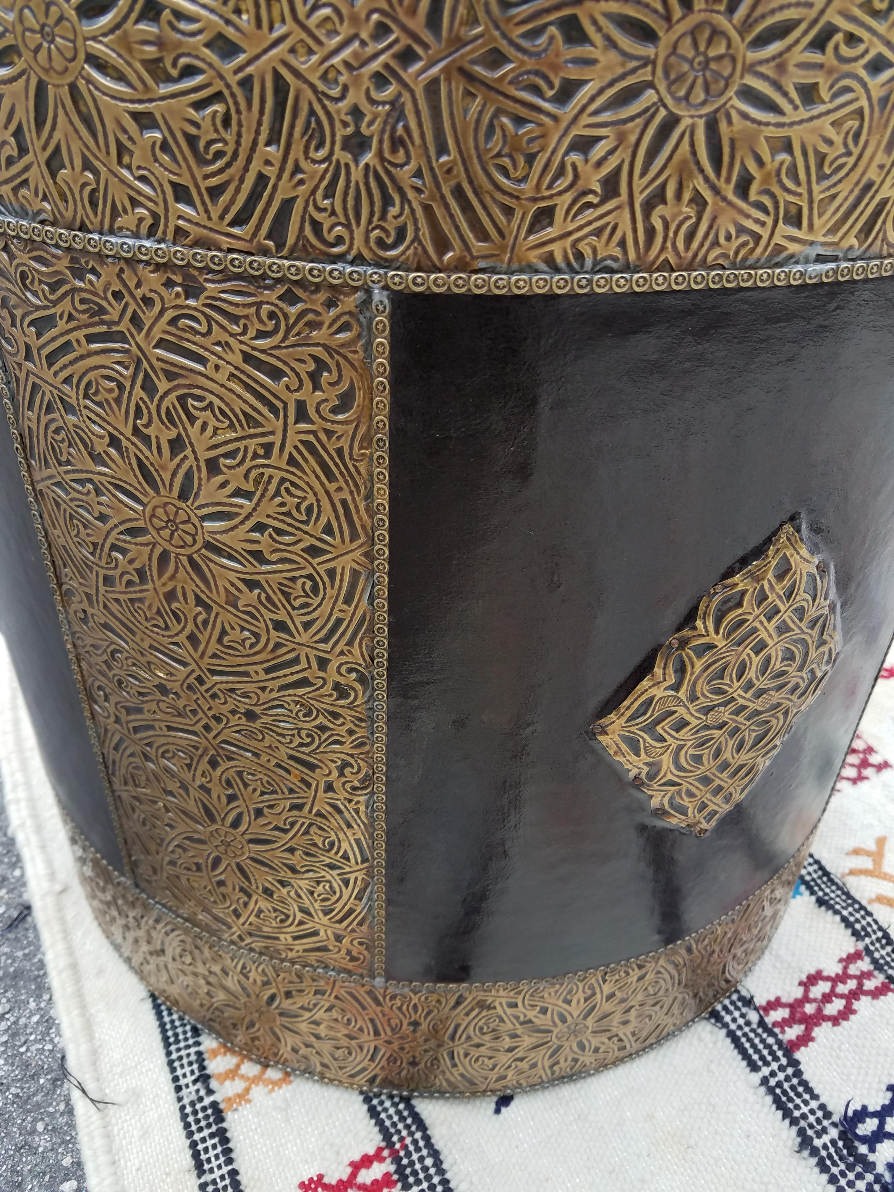 Contemporary Moroccan Metal Inlay End Table, Cylindrical Shape For Sale