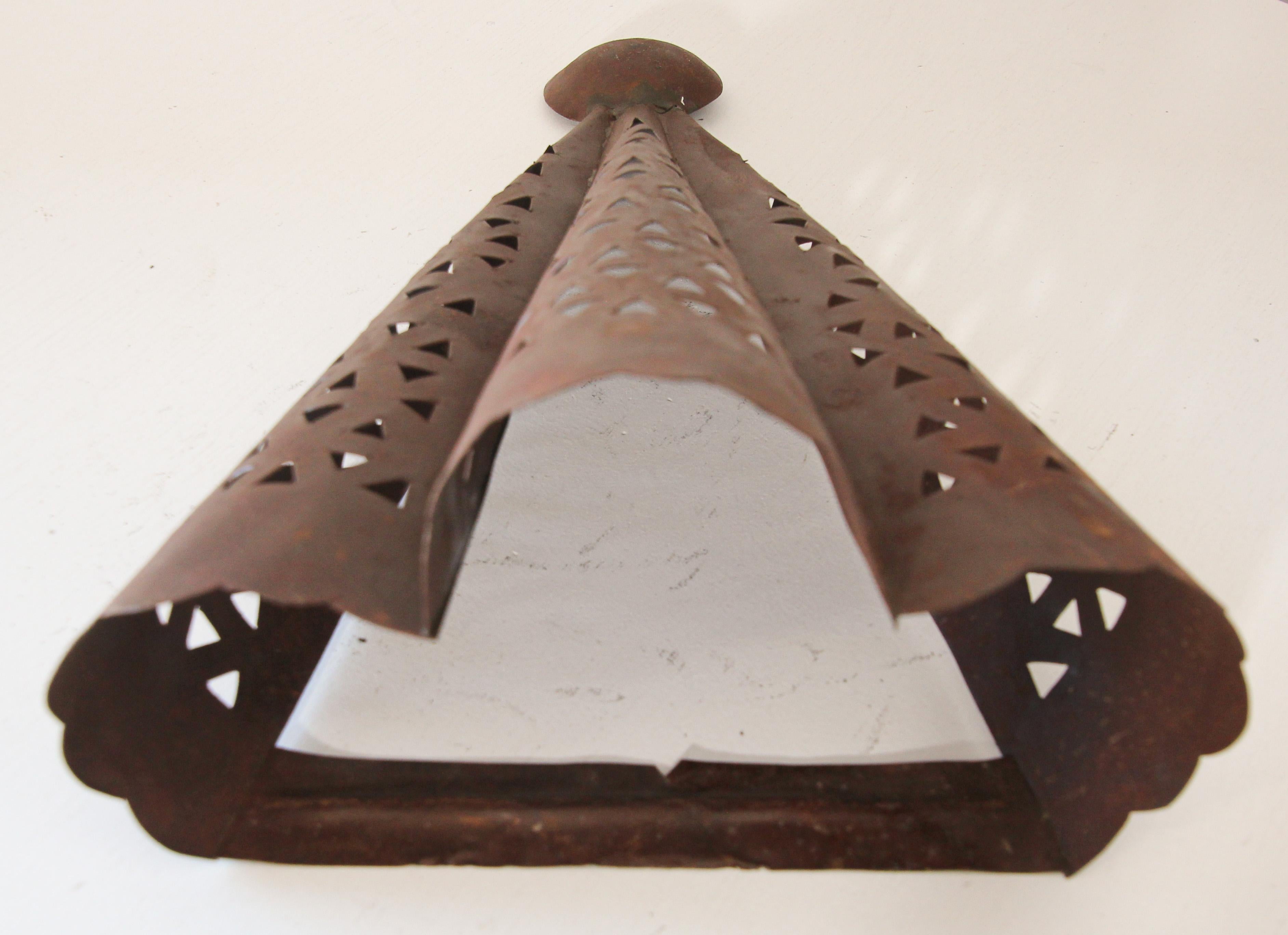 Moroccan Metal Tole Wall Sconce Shade For Sale 3