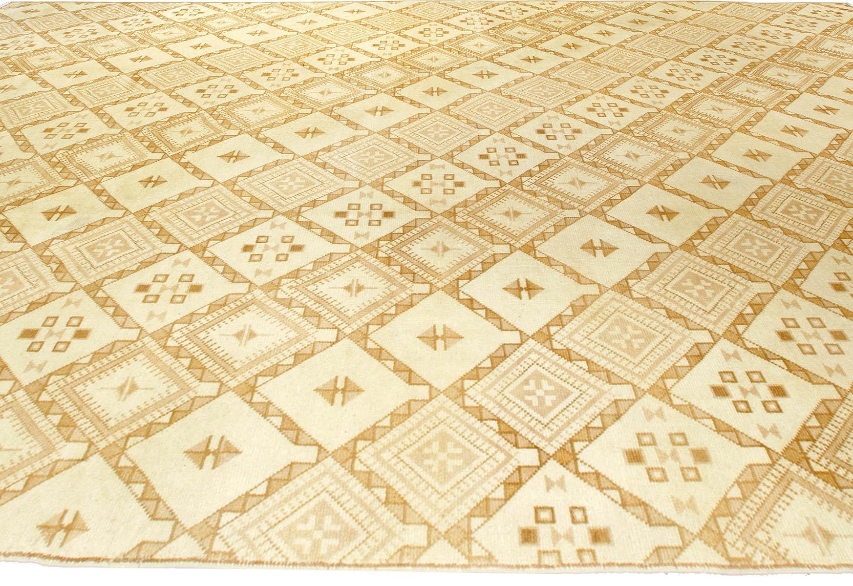 Mid-Century Modern Vintage Moroccan Beige Hand Knotted Wool Rug For Sale