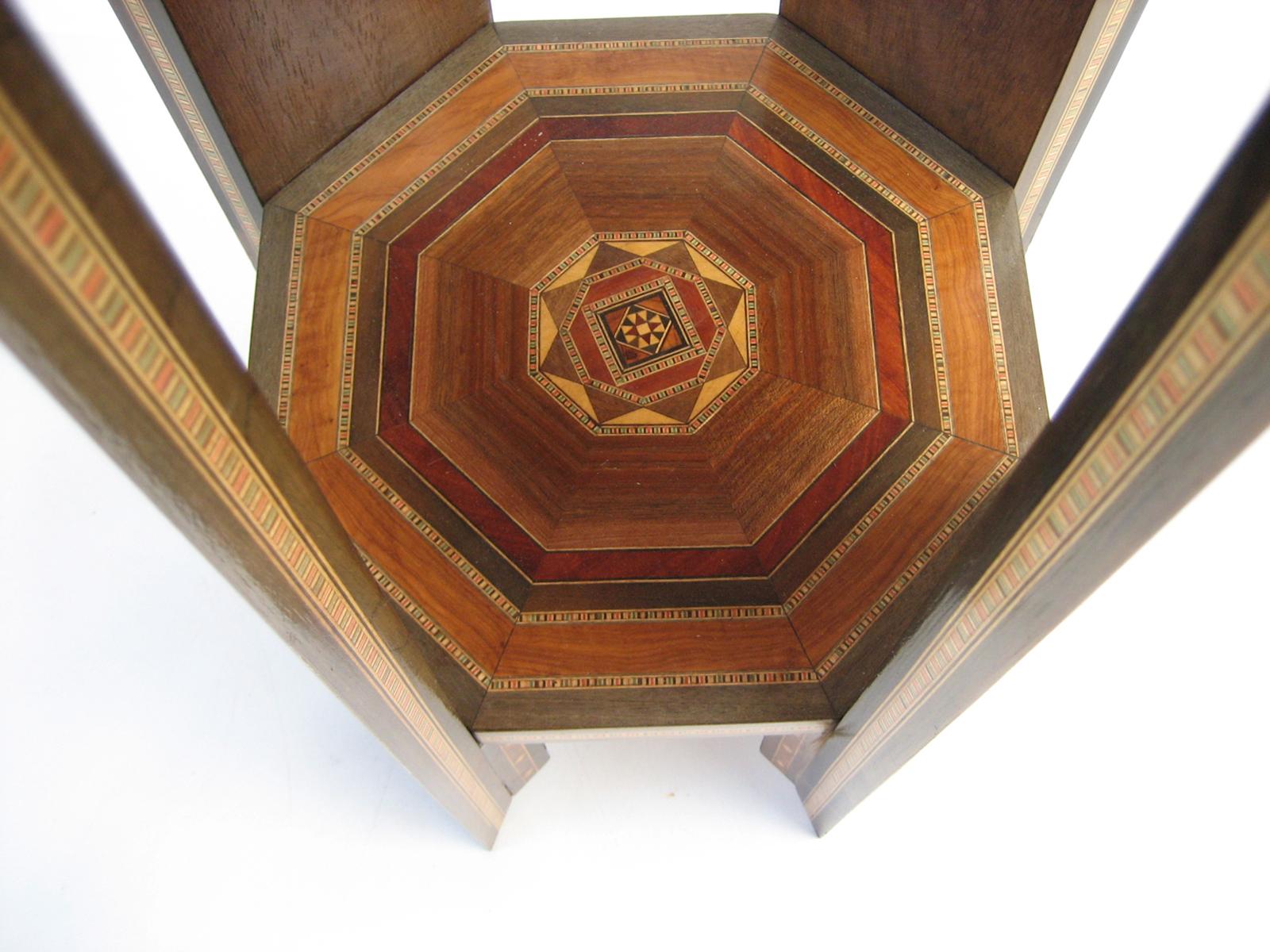 Moroccan Mid-century Side Table with Octagonal Top and Mother-of-Pearl Inlay 3