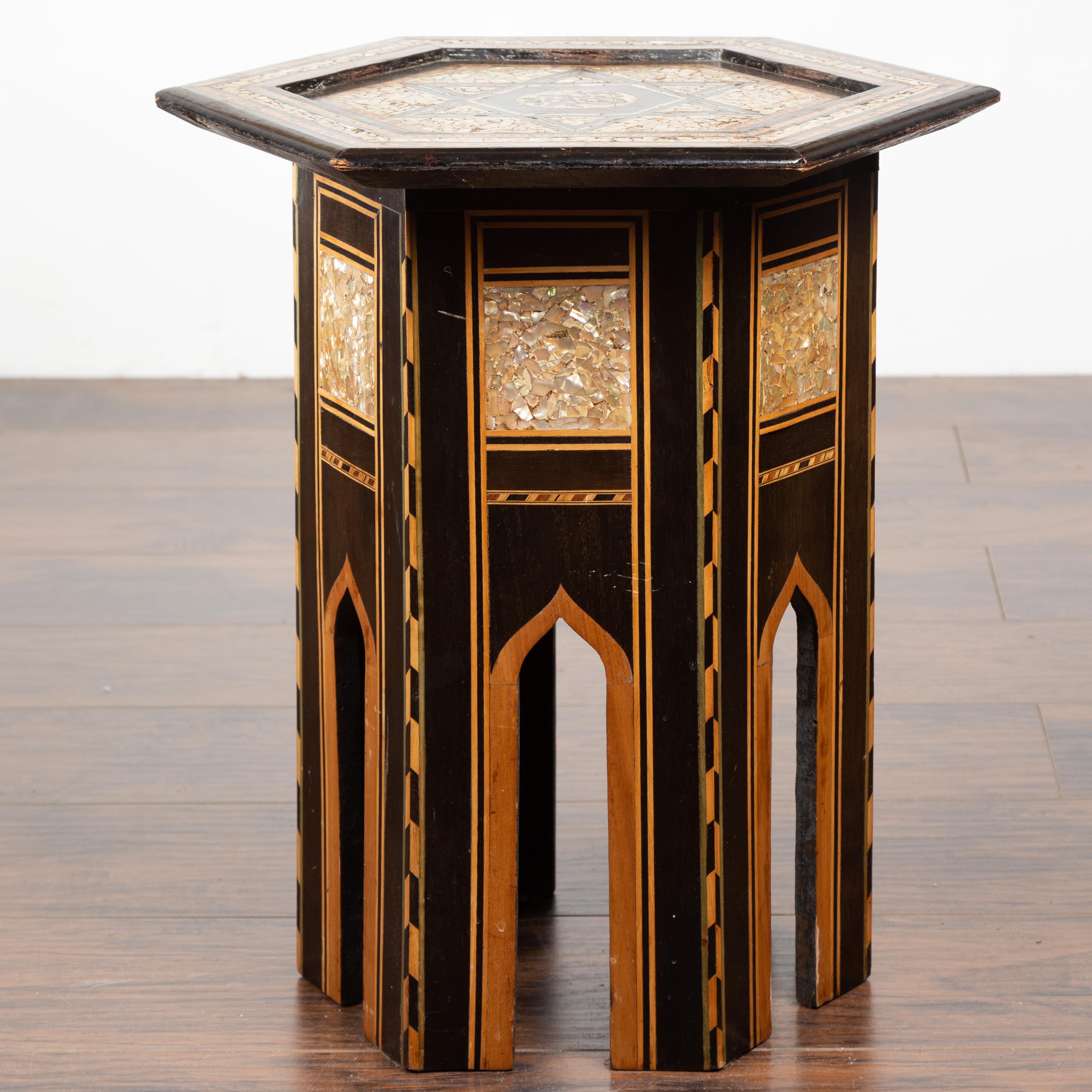 Moroccan Midcentury Side Table with Hexagonal Top and Mother-of-Pearl Inlay For Sale 7