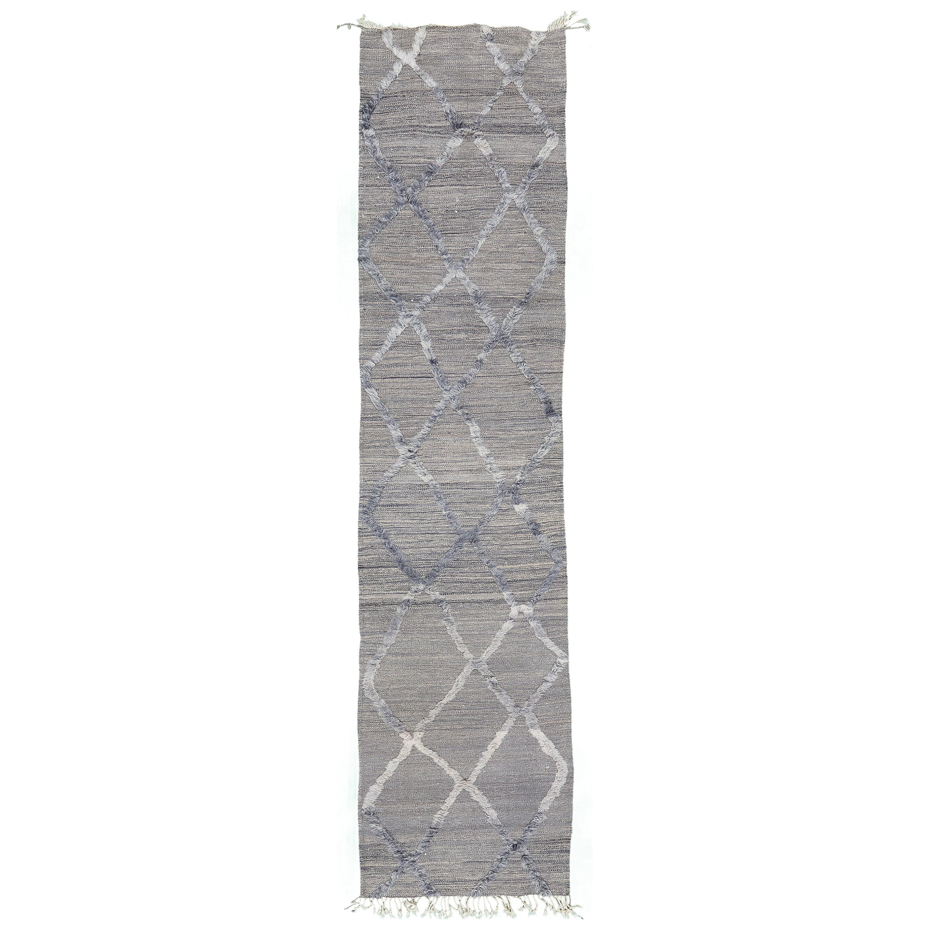 Marokkanischer Berber-Läufer mit Berberprägung aus dem Mittleren Atlas-Stil im Angebot