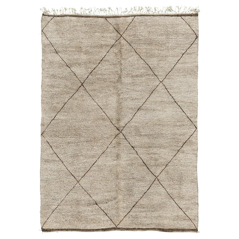 Moroccan Middle Atlas Tribe Berber Rug For Sale at 1stDibs