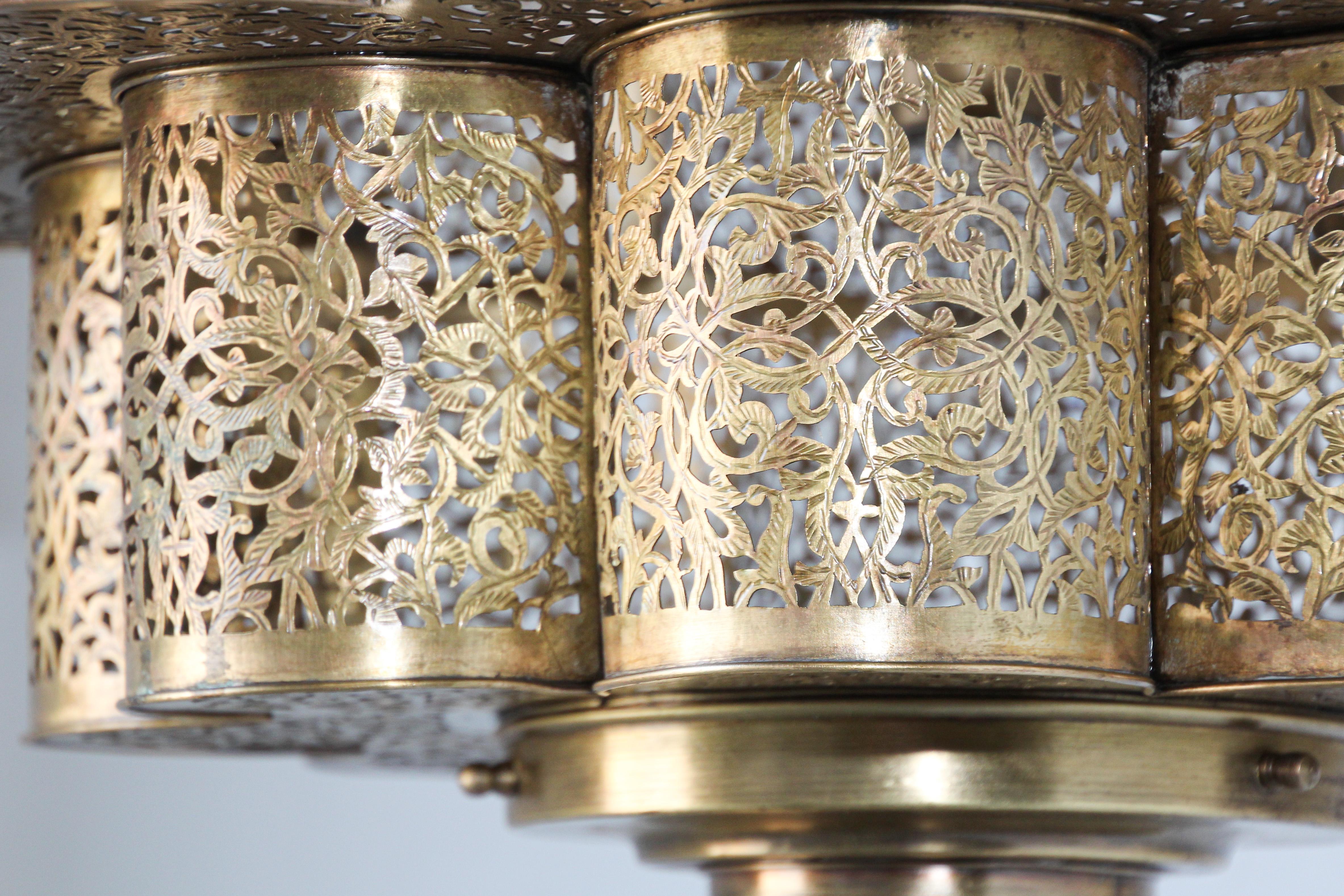 Marokkanischer maurischer Alhambra-Kronleuchter aus Messing im Angebot 12