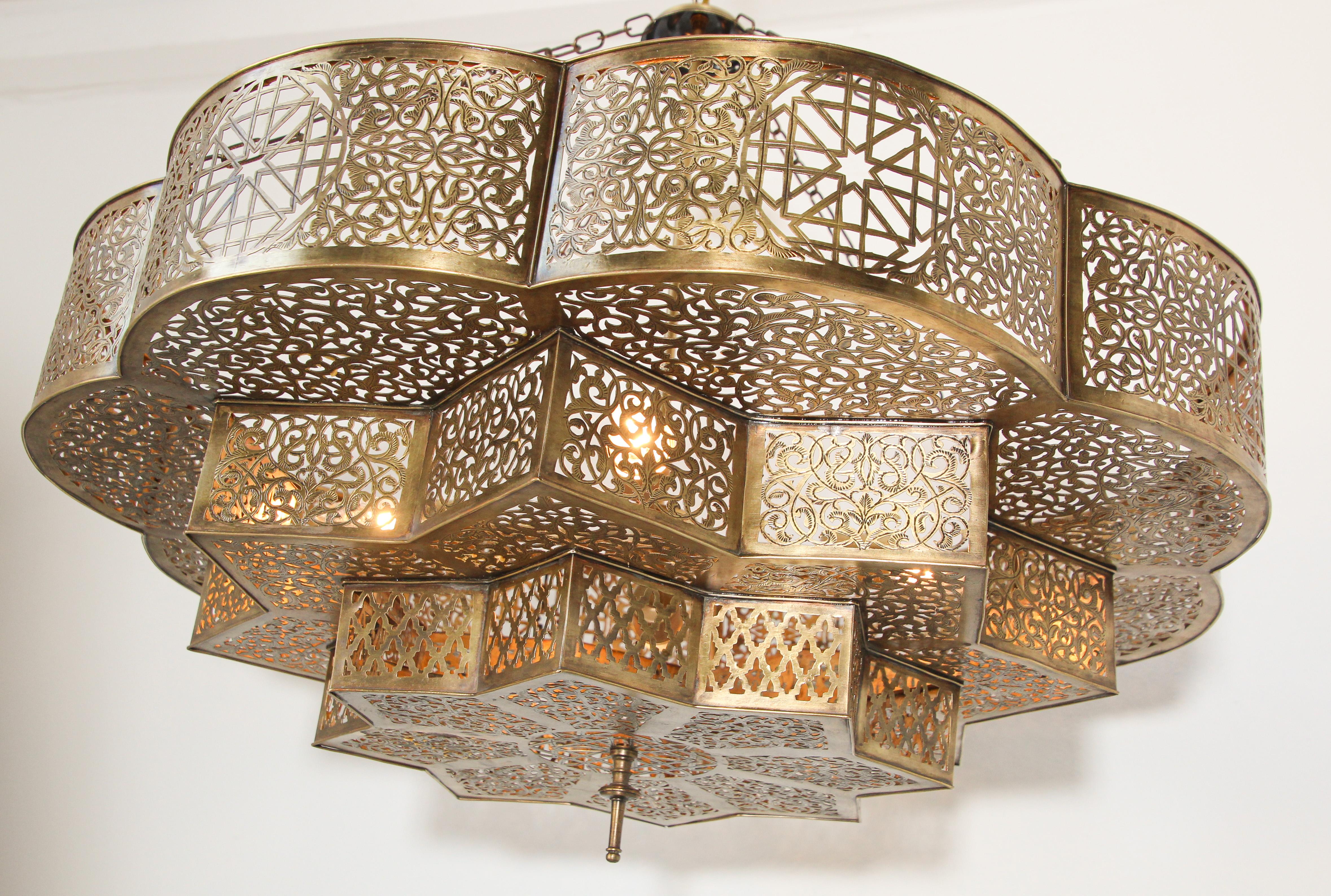 Moroccan Moorish Brass Alhambra Chandelier 5