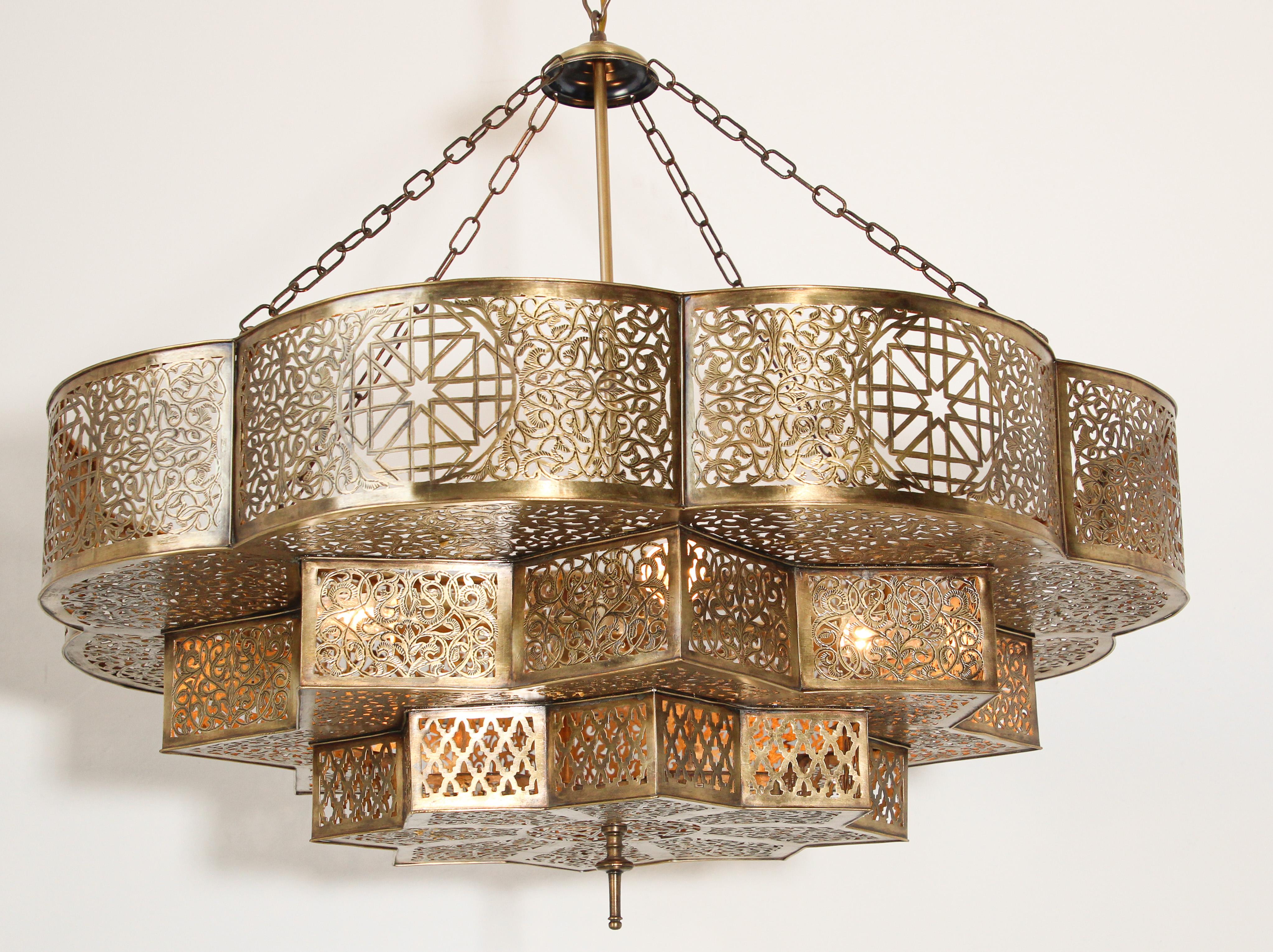 Moroccan Moorish Brass Alhambra Chandelier 2
