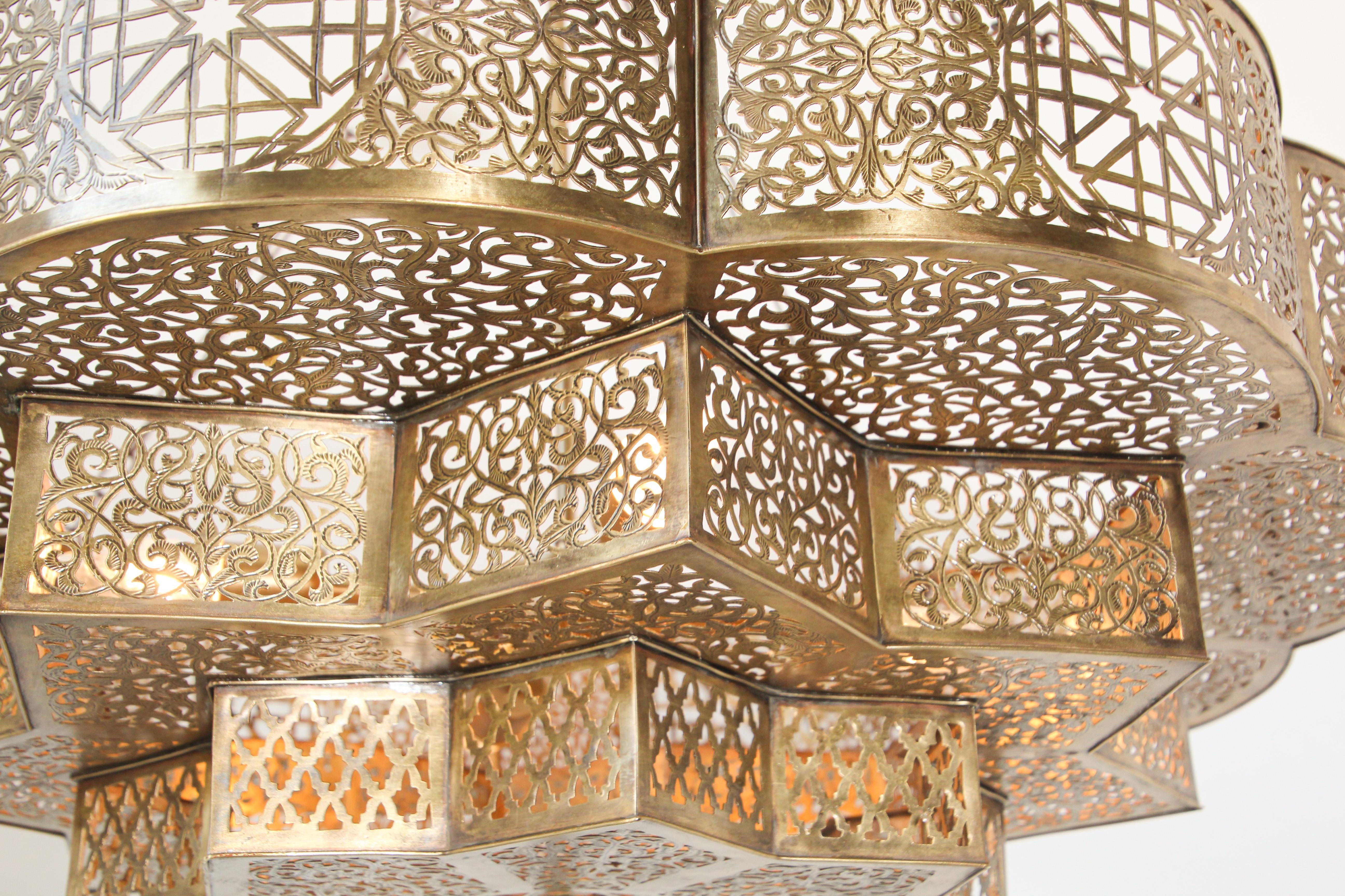 Moroccan Moorish Brass Alhambra Chandelier 3