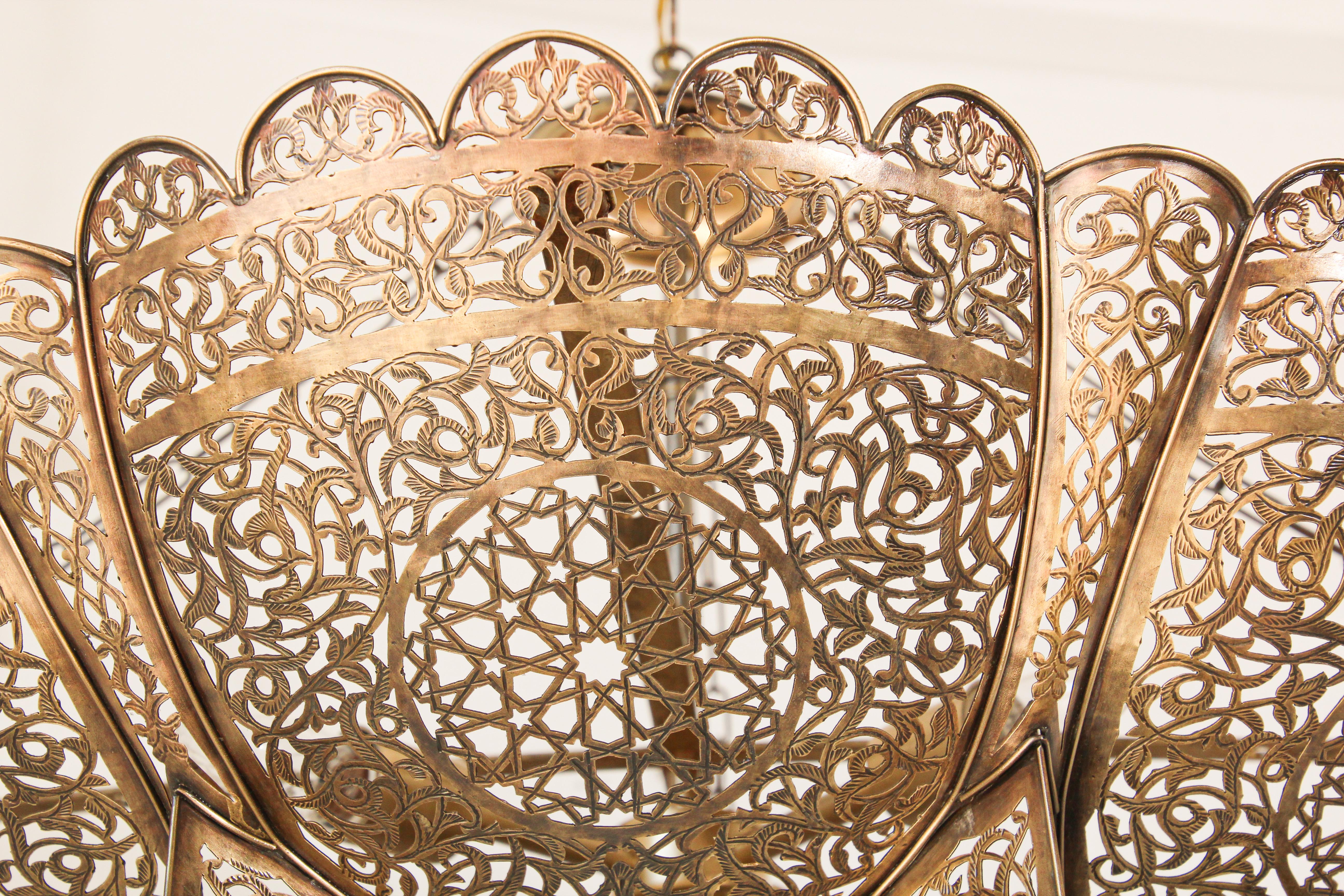 Moroccan Moorish Brass Alhambra Chandelier 1