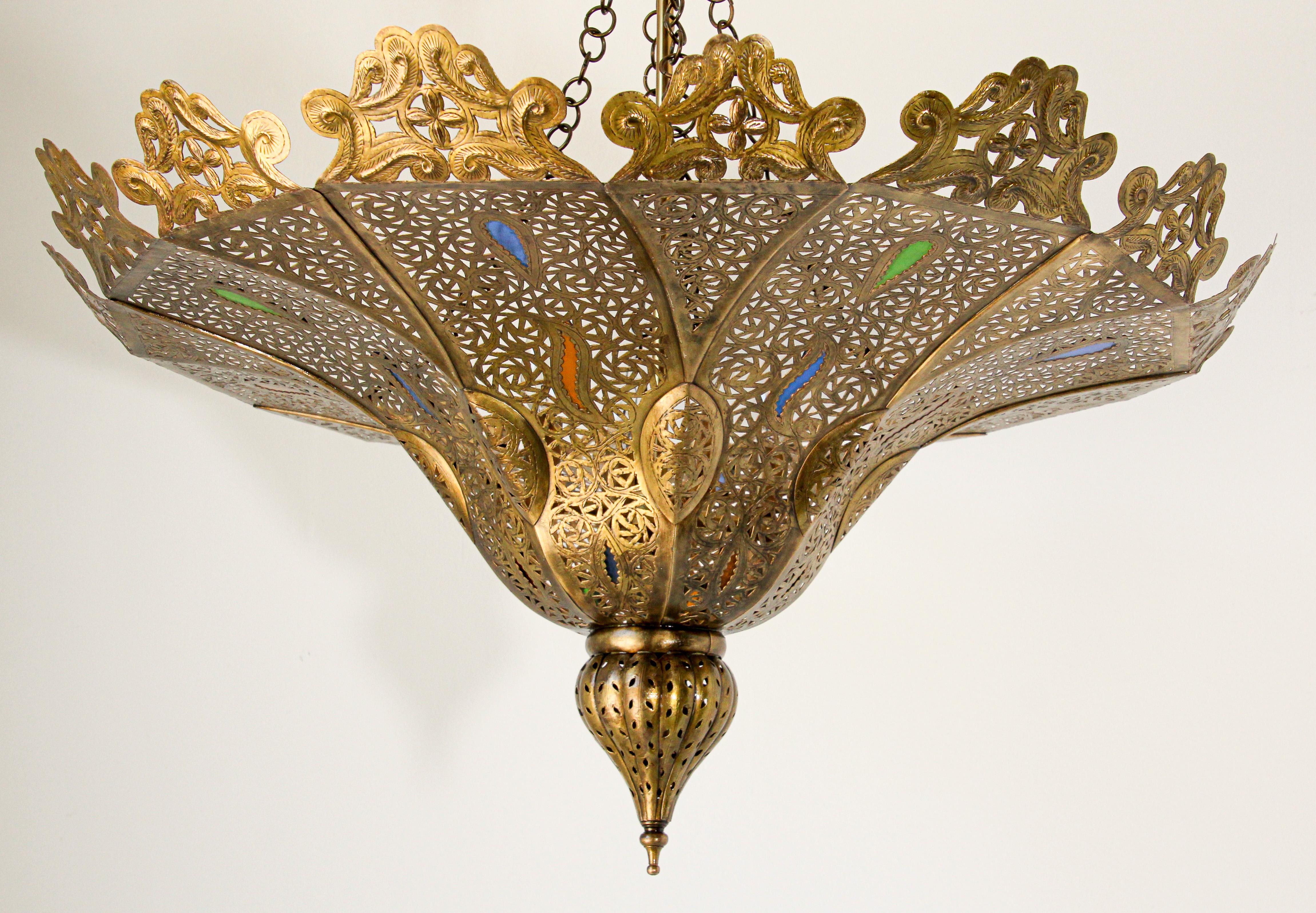 Moroccan Moorish Brass Pasha Chandelier For Sale 14