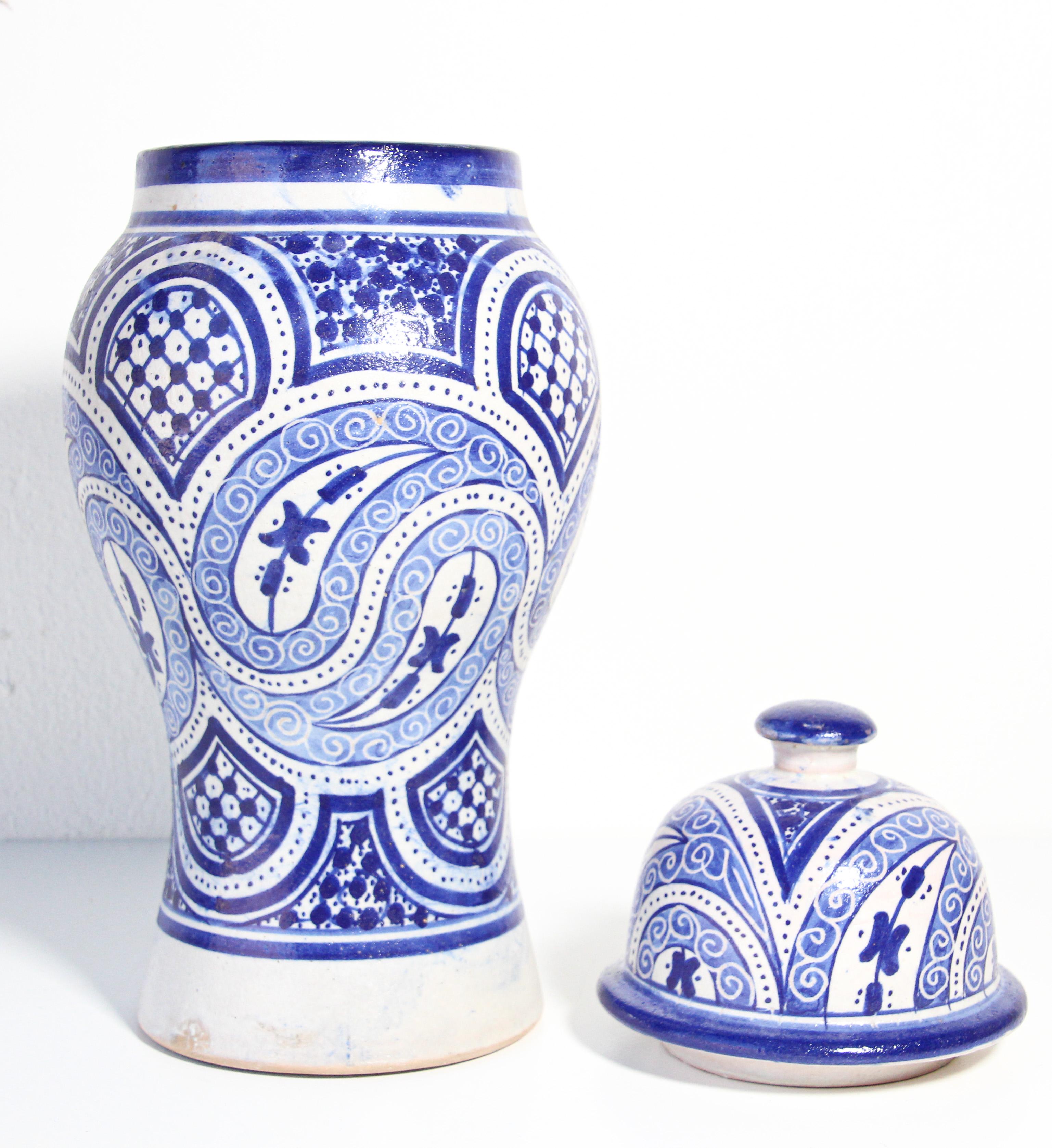 Moroccan Moorish Ceramic Blue Urn from Fez In Good Condition In North Hollywood, CA