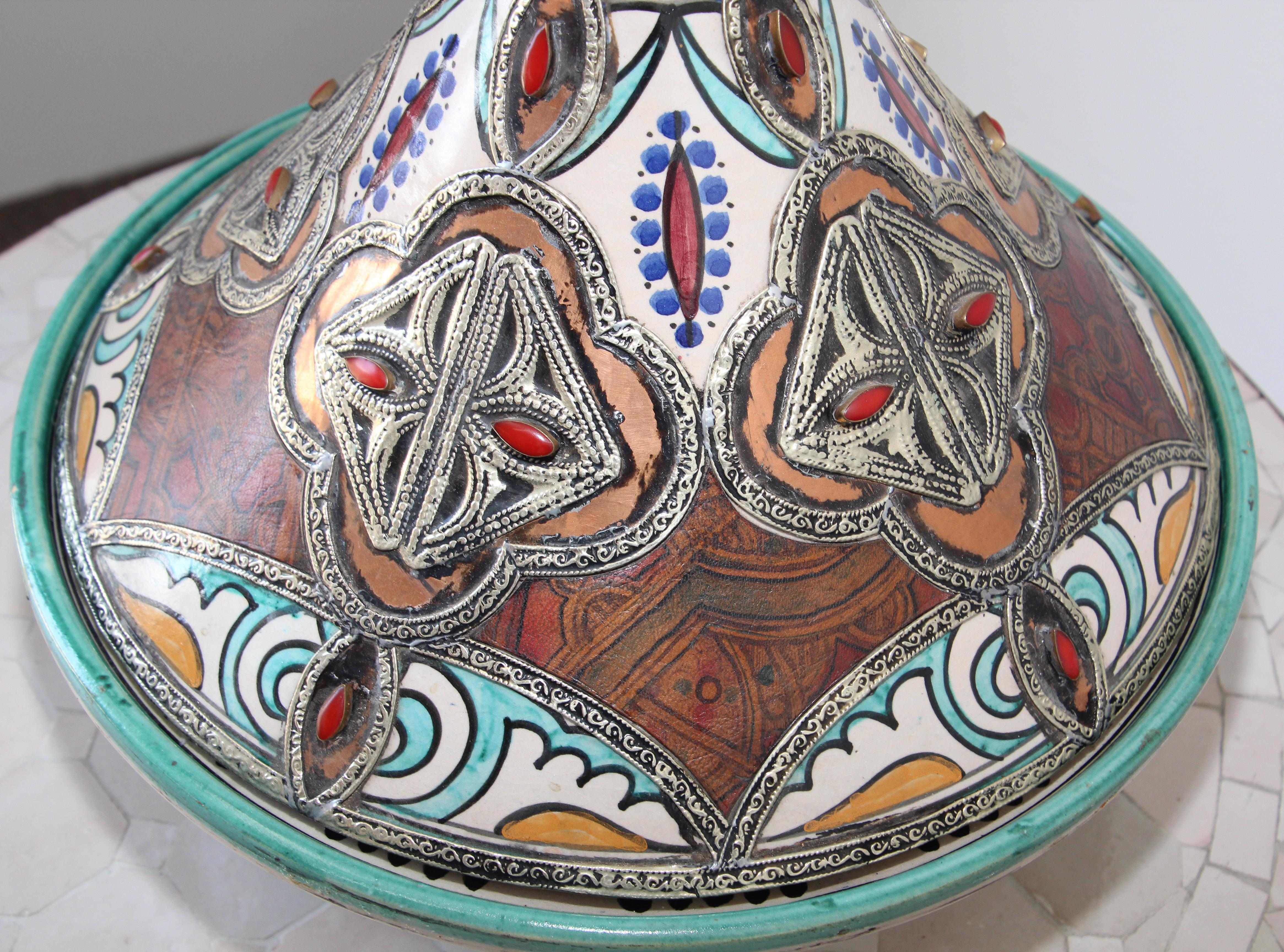Moroccan Moorish Ceramic Bowl with Lid, Tajine from Fez For Sale 5