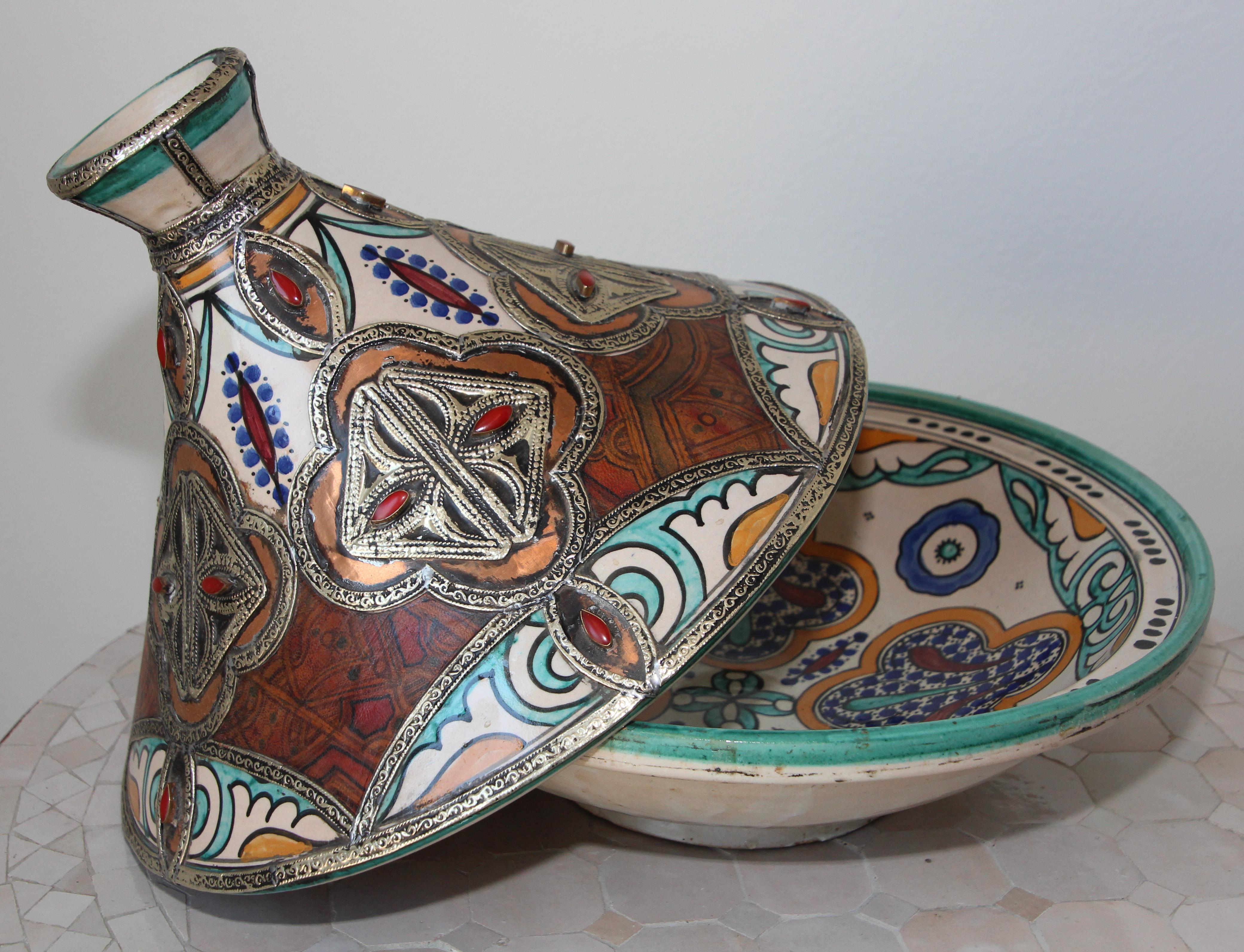 Bol en céramique mauresque marocaine avec couvercle, Tajine de Fez en vente 3