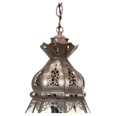 Lanterne mauresque marocaine filigrane en métal et verre transparent