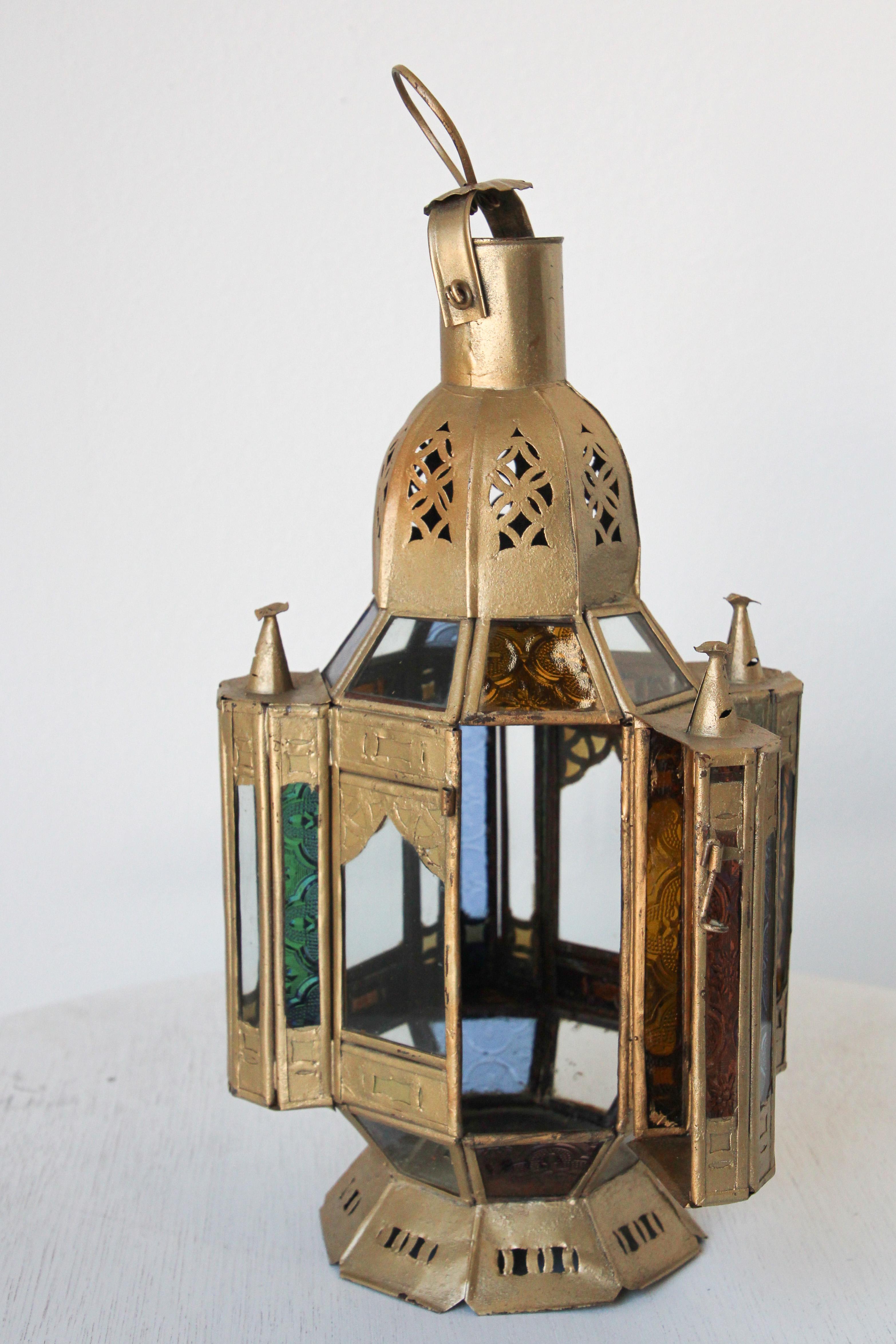 Moroccan Candle Lantern in Moorish Gilt Metal and Glass For Sale 2
