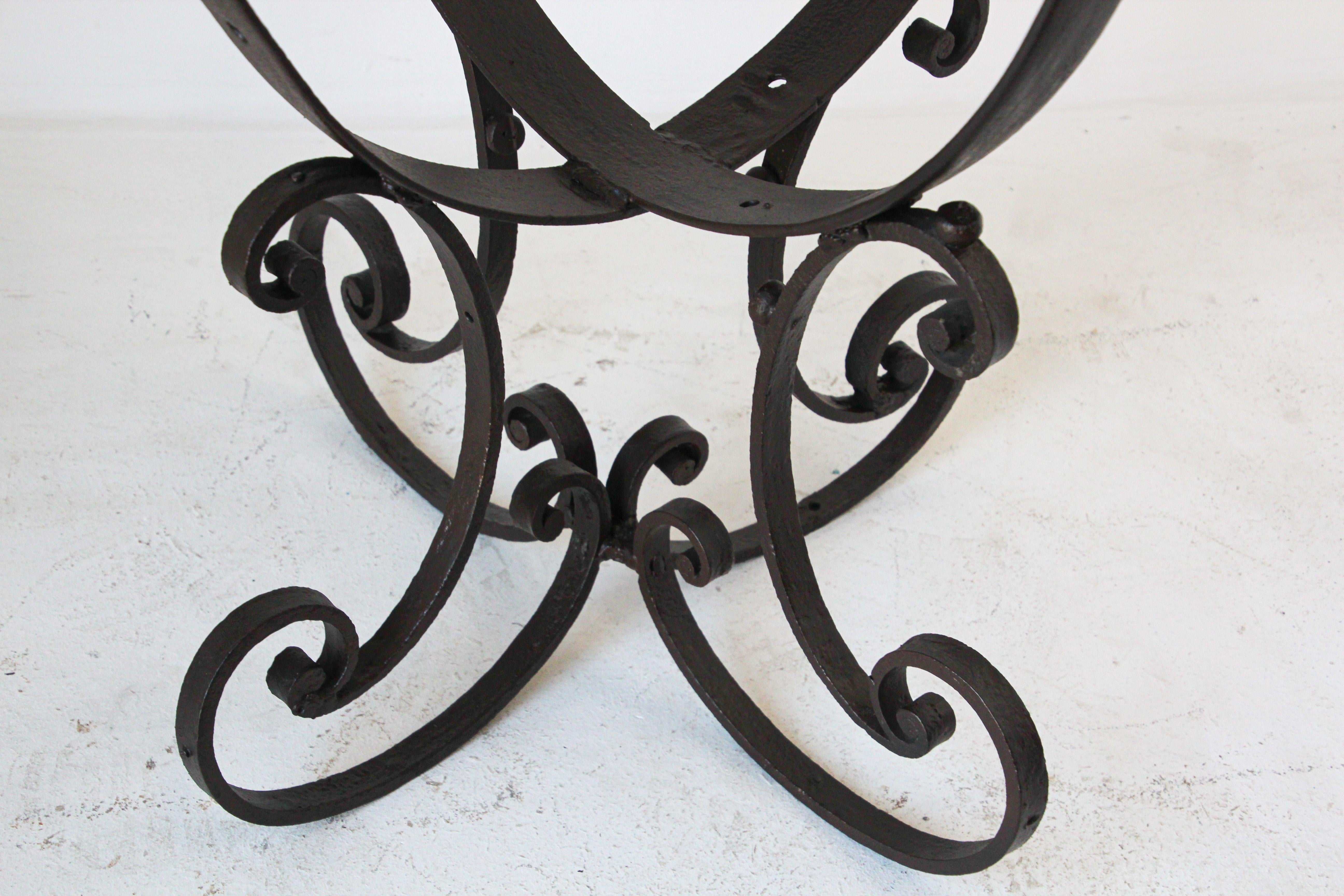 Table d'appoint marocaine en mosaïque mauresque de couleur ivoire-blanc 12