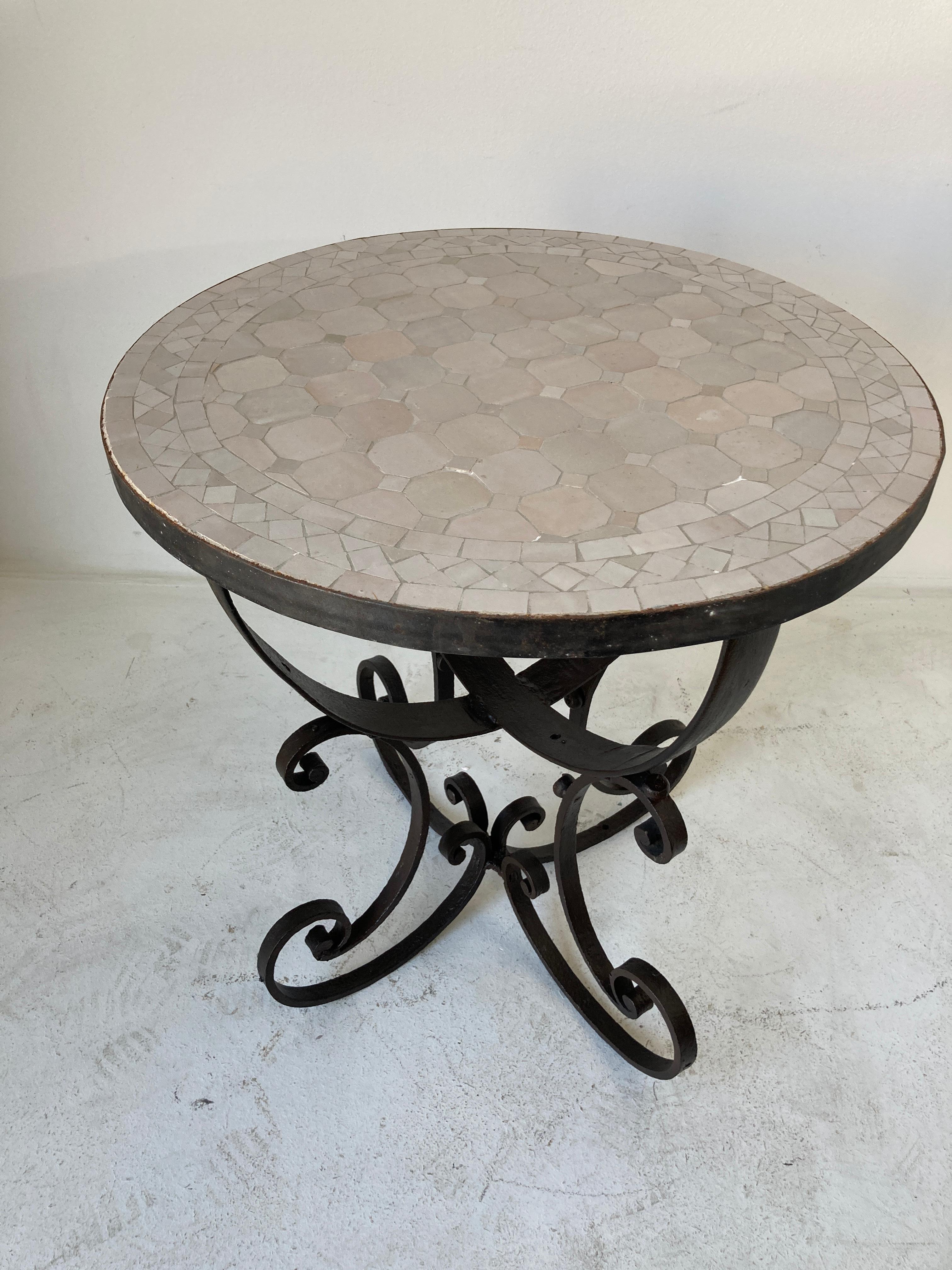 Moroccan Moorish Mosaic Tiles Ivory-White Color Side Table In Good Condition In North Hollywood, CA