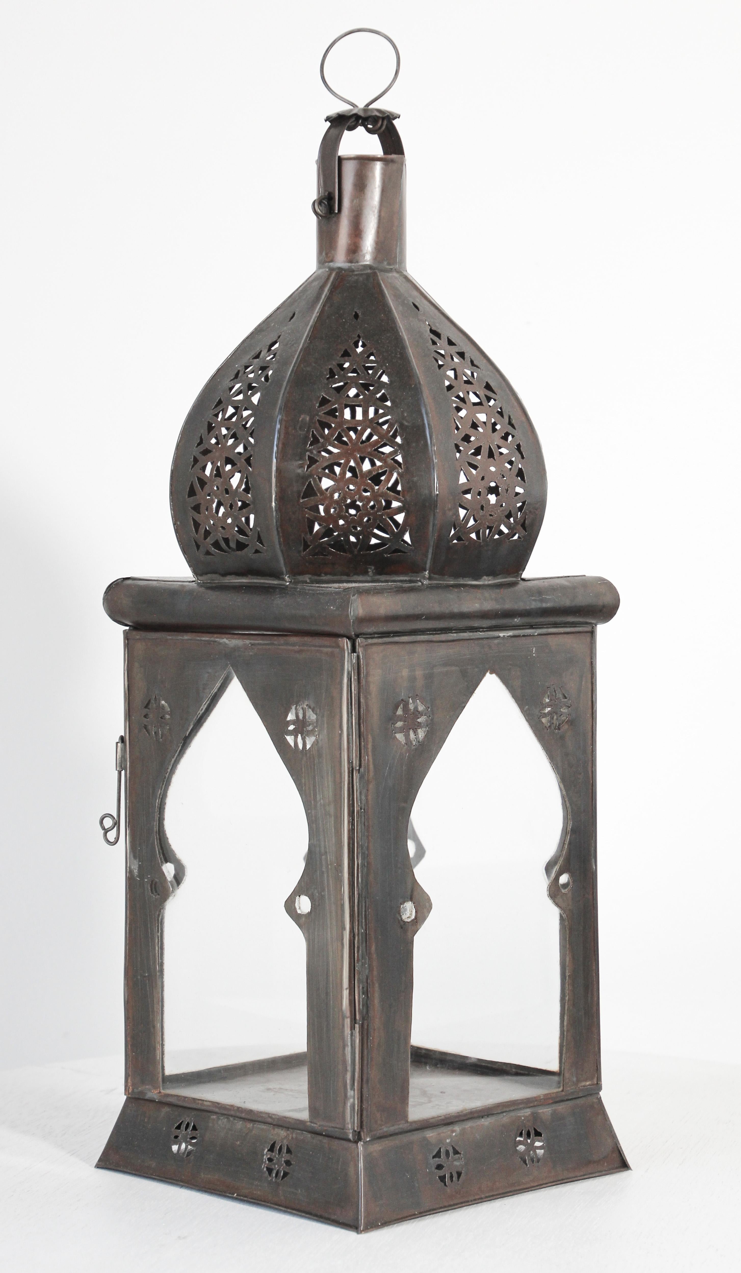 Moroccan Moorish Square Tole and Clear Glass Candle Lantern For Sale 8