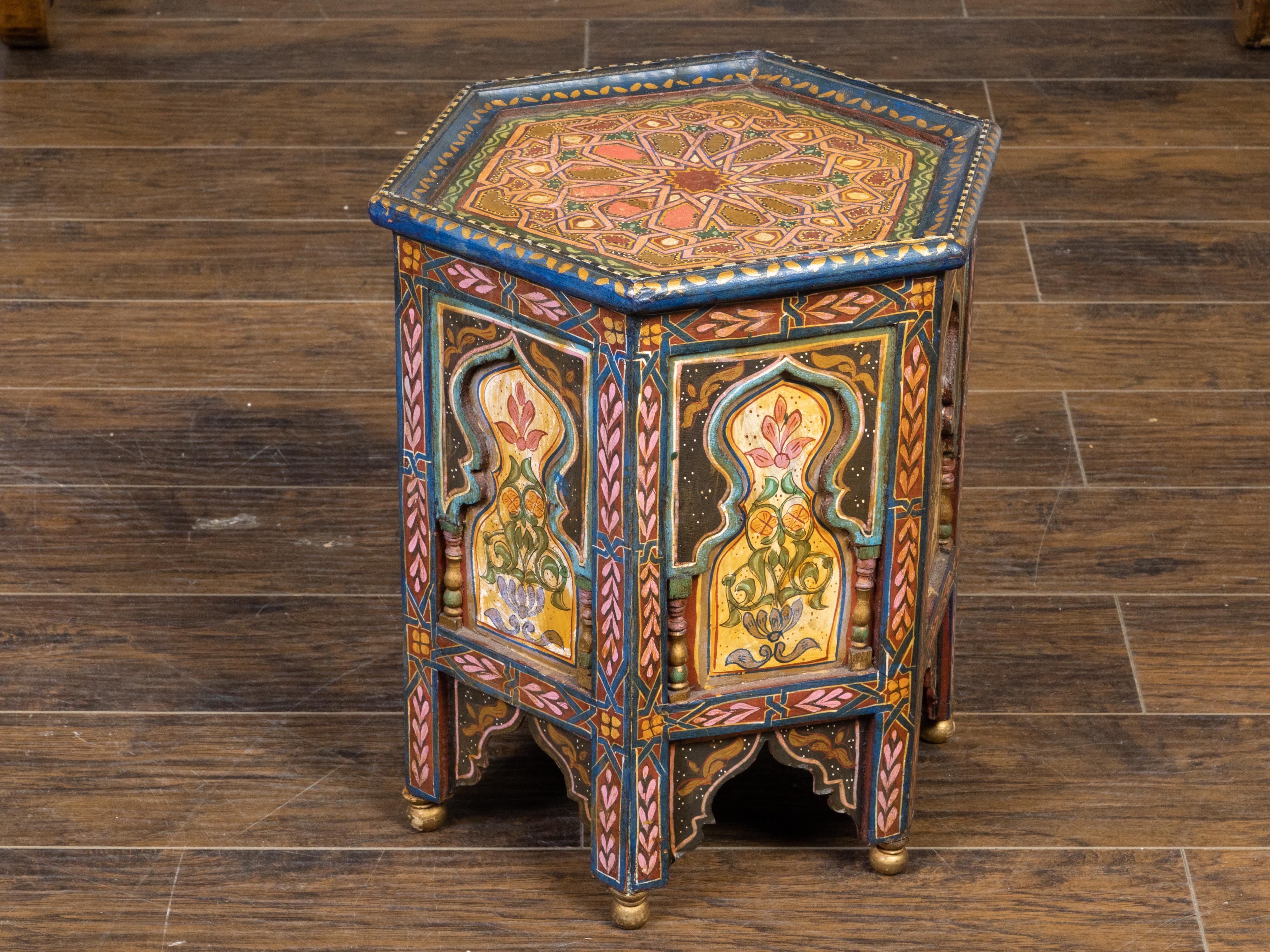 Carved Moroccan Moorish Style 1920s Table with Hexagonal Top and Polychrome Décor For Sale