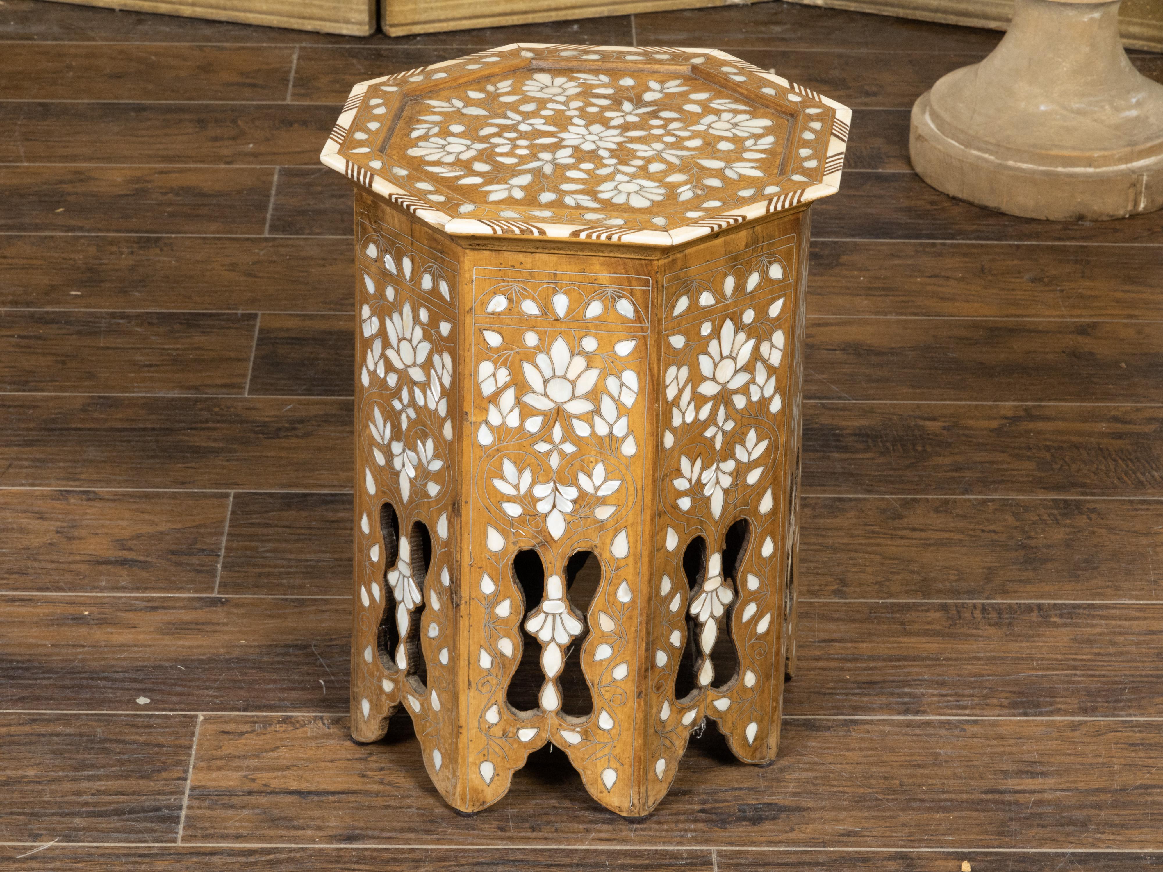 20th Century Moroccan Moorish Style 1920s Table with Octagonal Top and Mother of Pearl Inlay