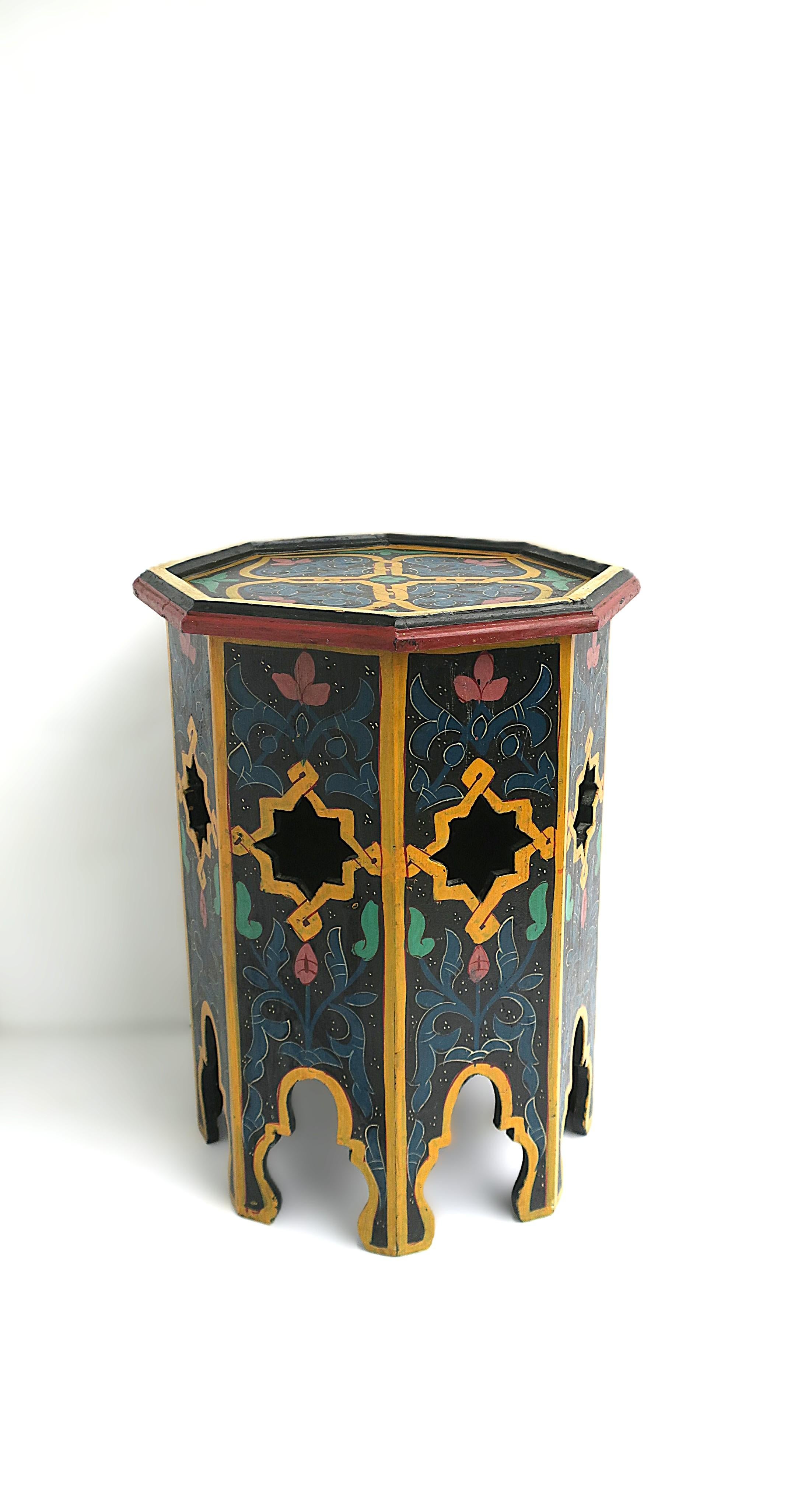 Marokkanischer maurischer Tabouret-Beistelltisch im Zustand „Gut“ im Angebot in New York, NY