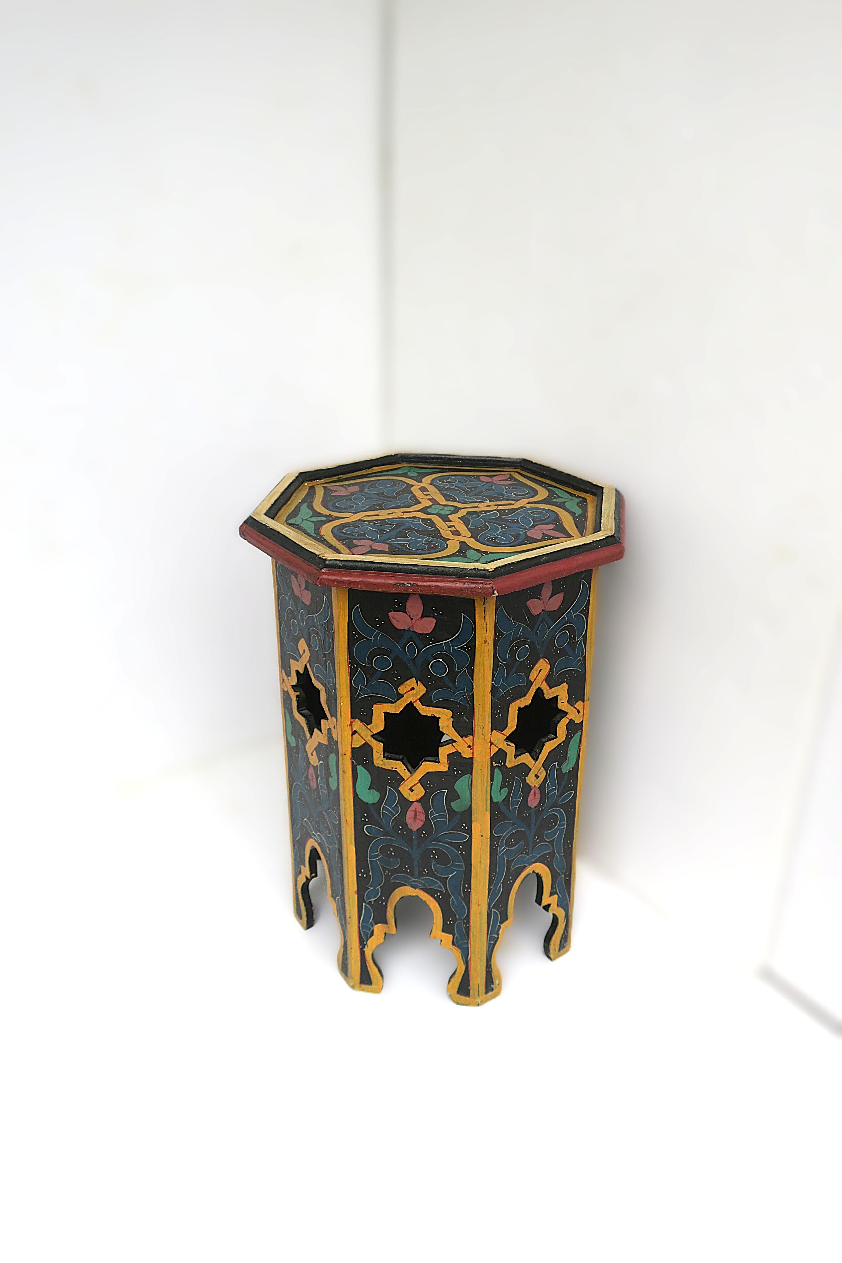 Marokkanischer maurischer Tabouret-Beistelltisch im Angebot 1