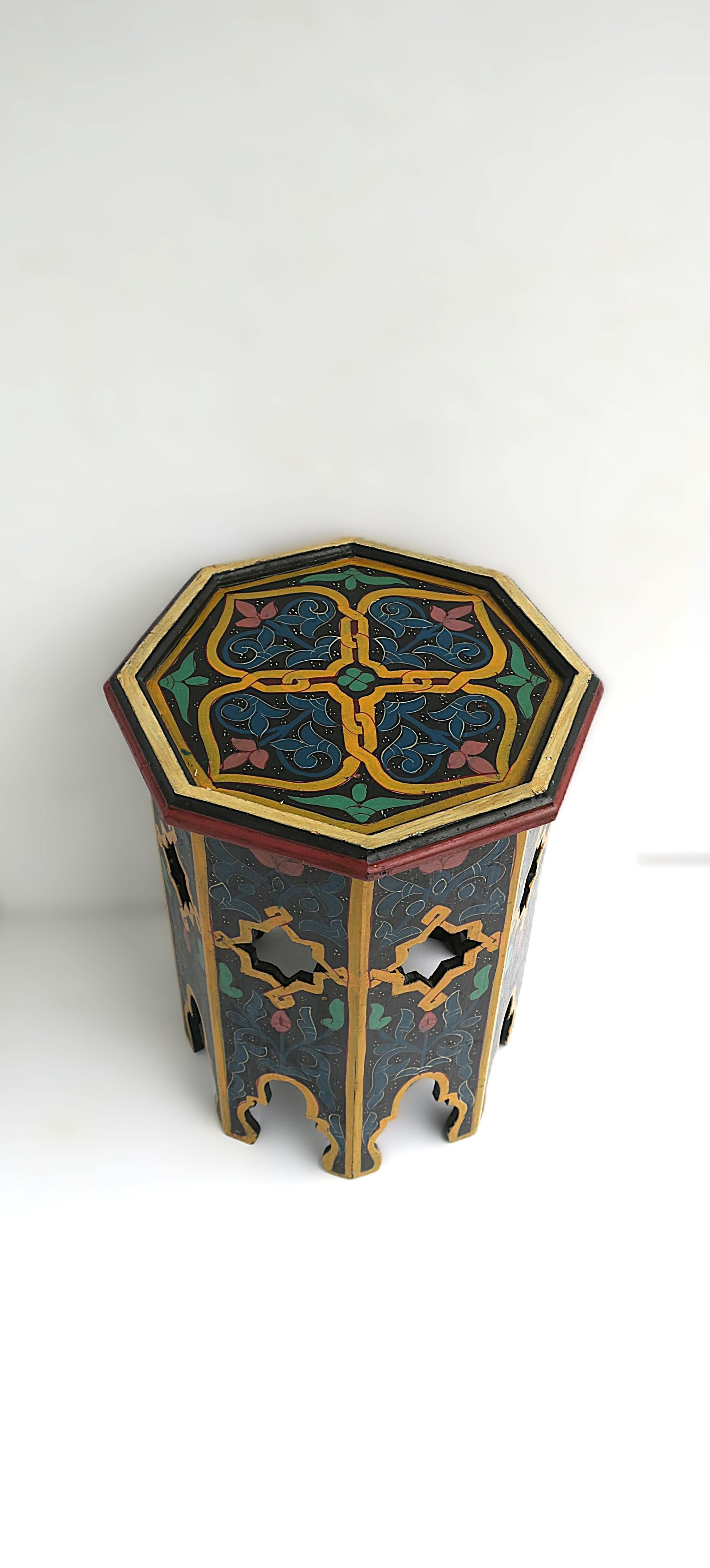 Marokkanischer maurischer Tabouret-Beistelltisch im Angebot 2