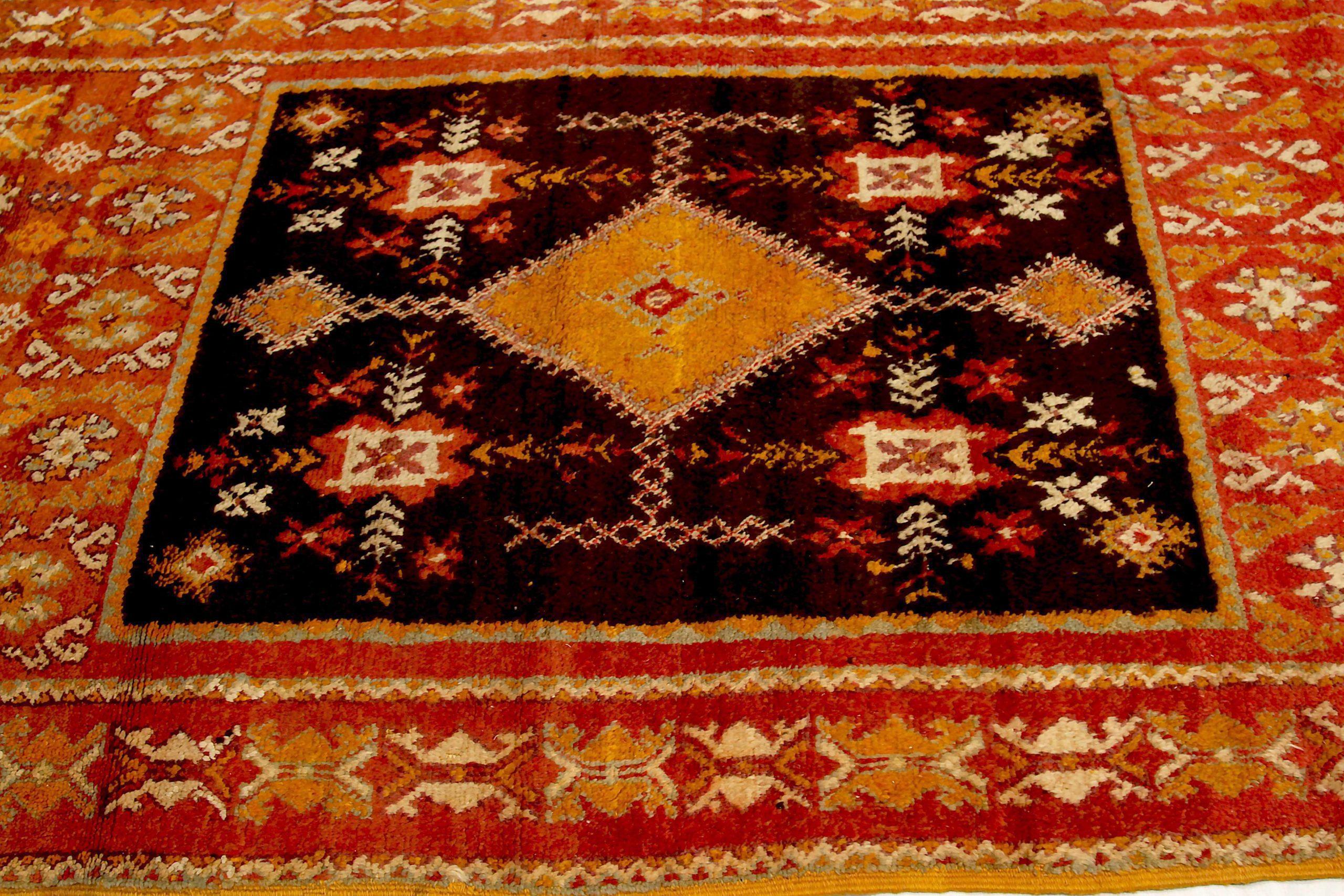 Marokkanisch Marokkanischer kleiner Teppich - Wolle Schwarz Elfenbein Orange Rot - 92027 im Zustand „Hervorragend“ im Angebot in Dallas, TX