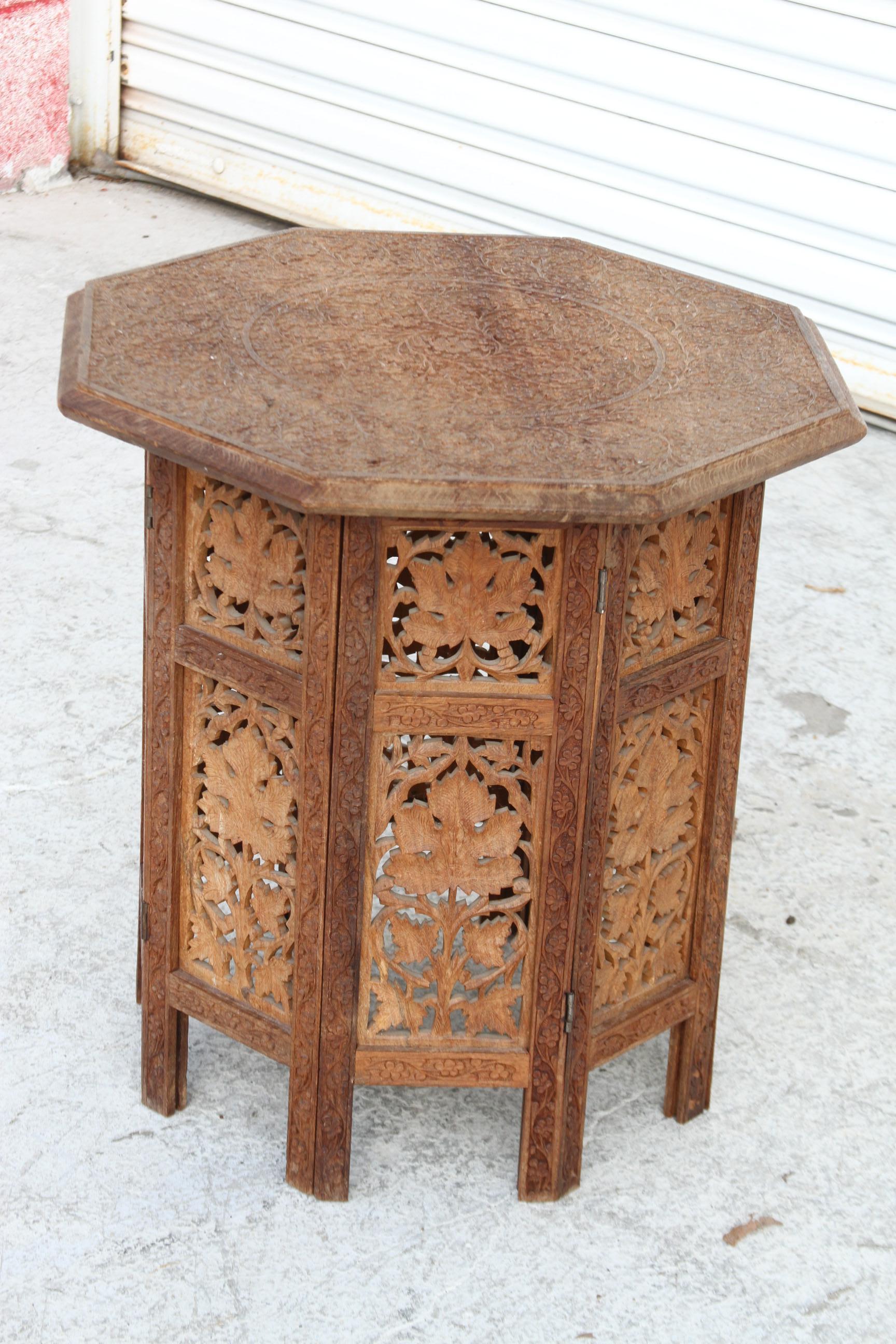 Moroccan Octagon Shaped Pierced Wood Table For Sale 1