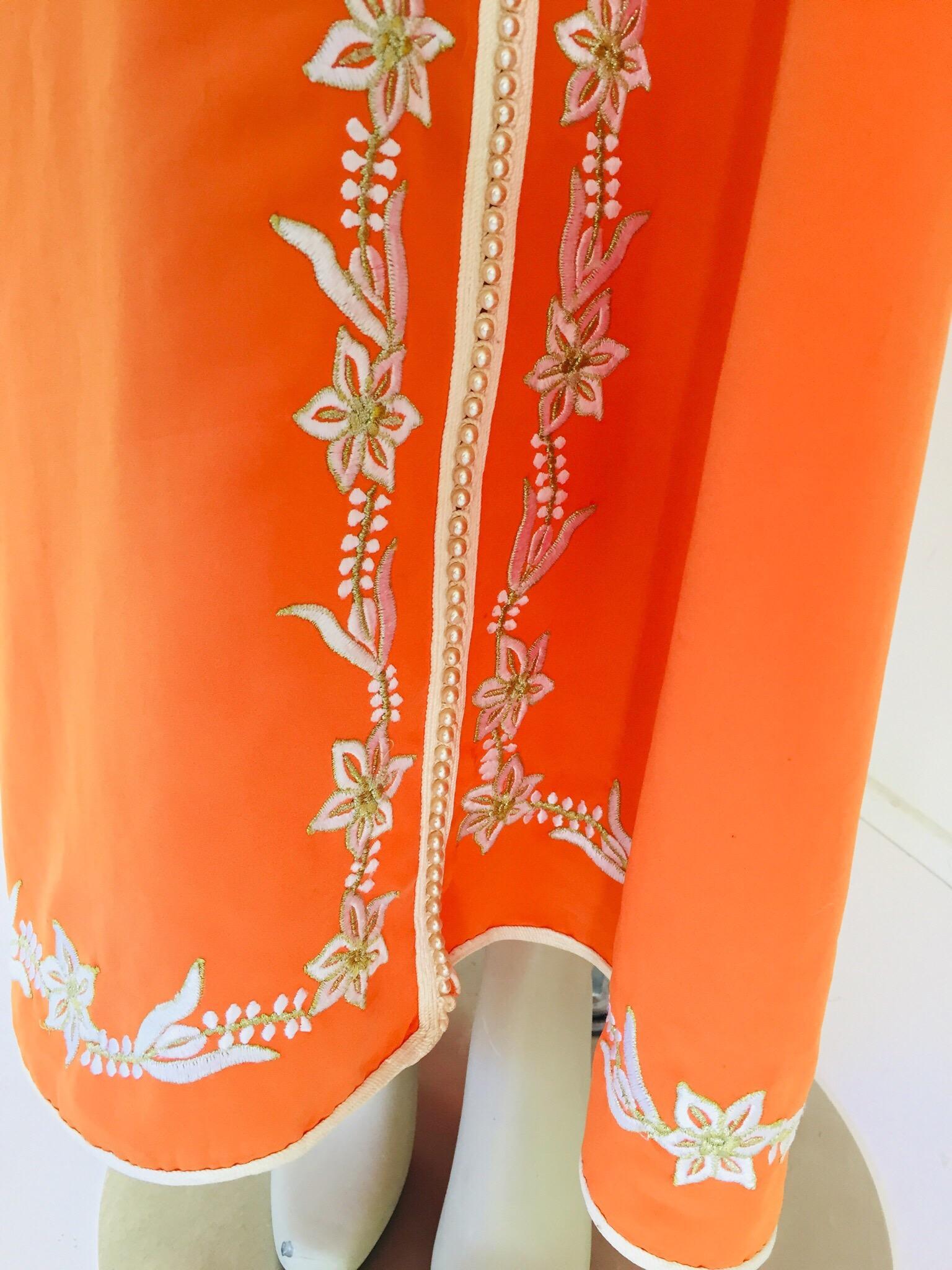 Moroccan Orange Kaftan Maxi Dress Caftan In Good Condition For Sale In North Hollywood, CA
