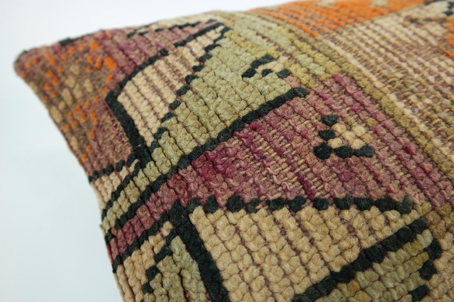 Moroccan Pillow Bohemian Berber Cushion from Morocco In Excellent Condition In Zaandam, NL