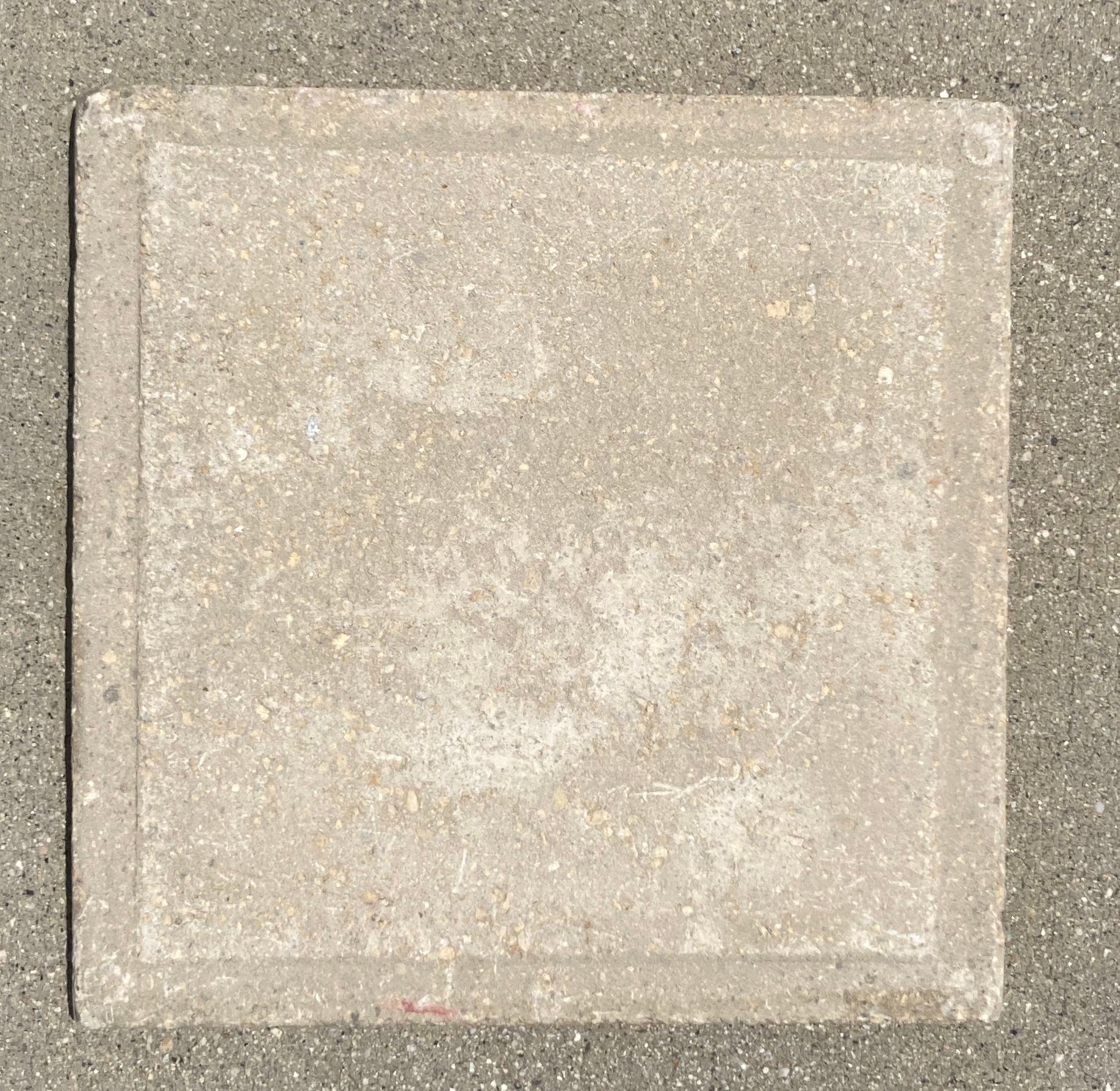 carreau de ciment à l'encaustique marocain récupéré avec motif de fez mauresque État moyen - En vente à North Hollywood, CA